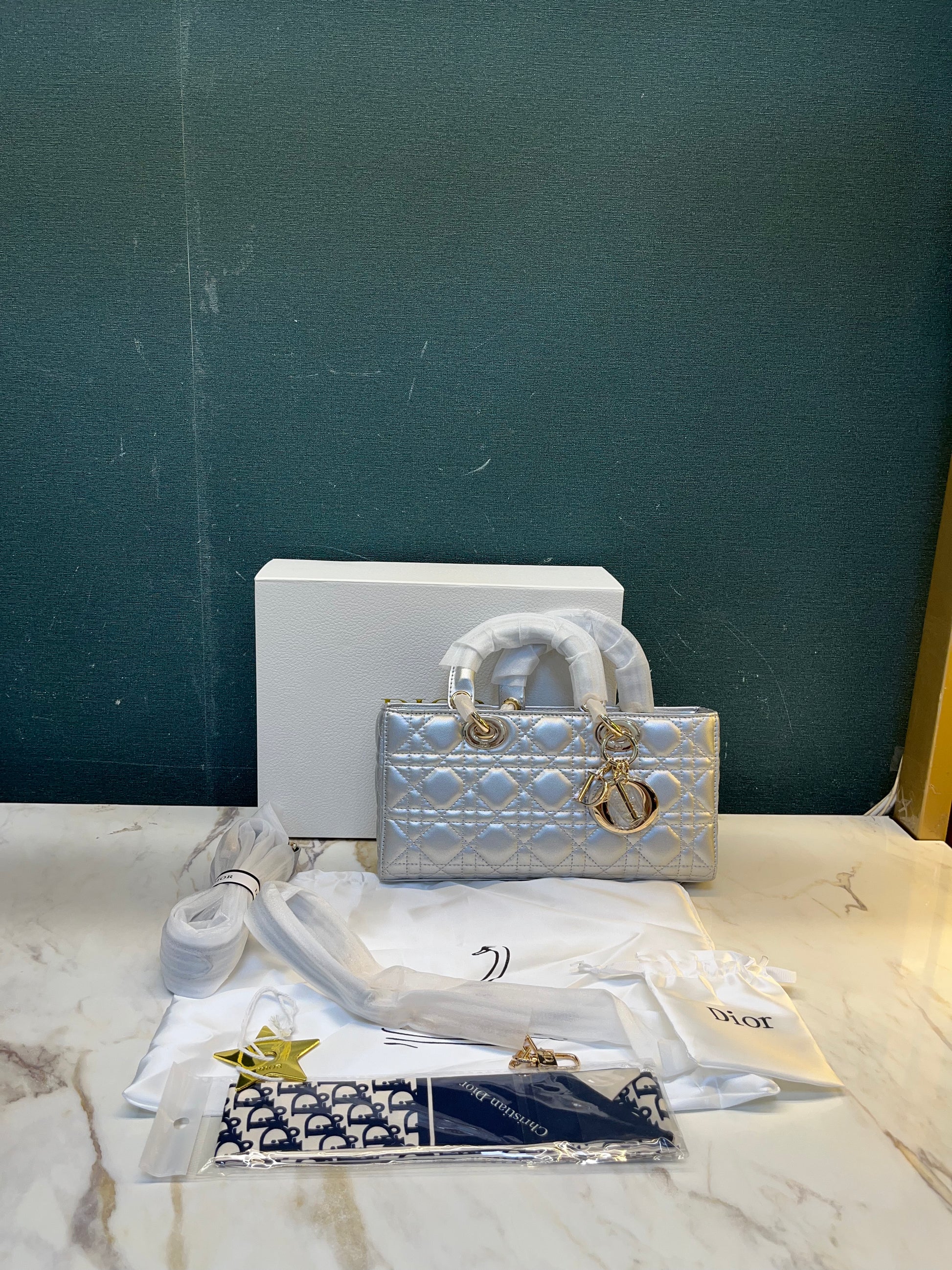 WOMEN HANDBAG