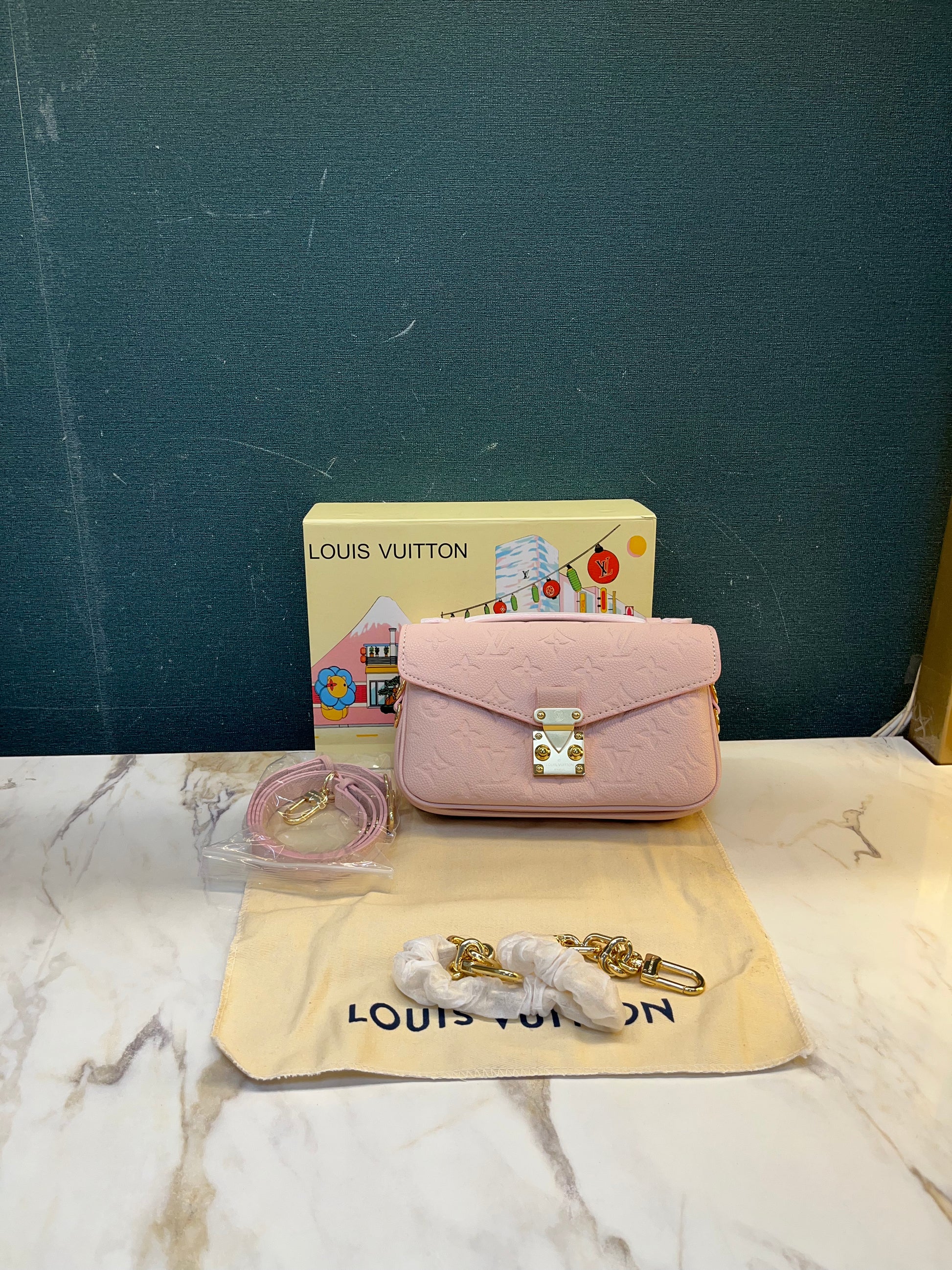 WOMEN HANDBAG