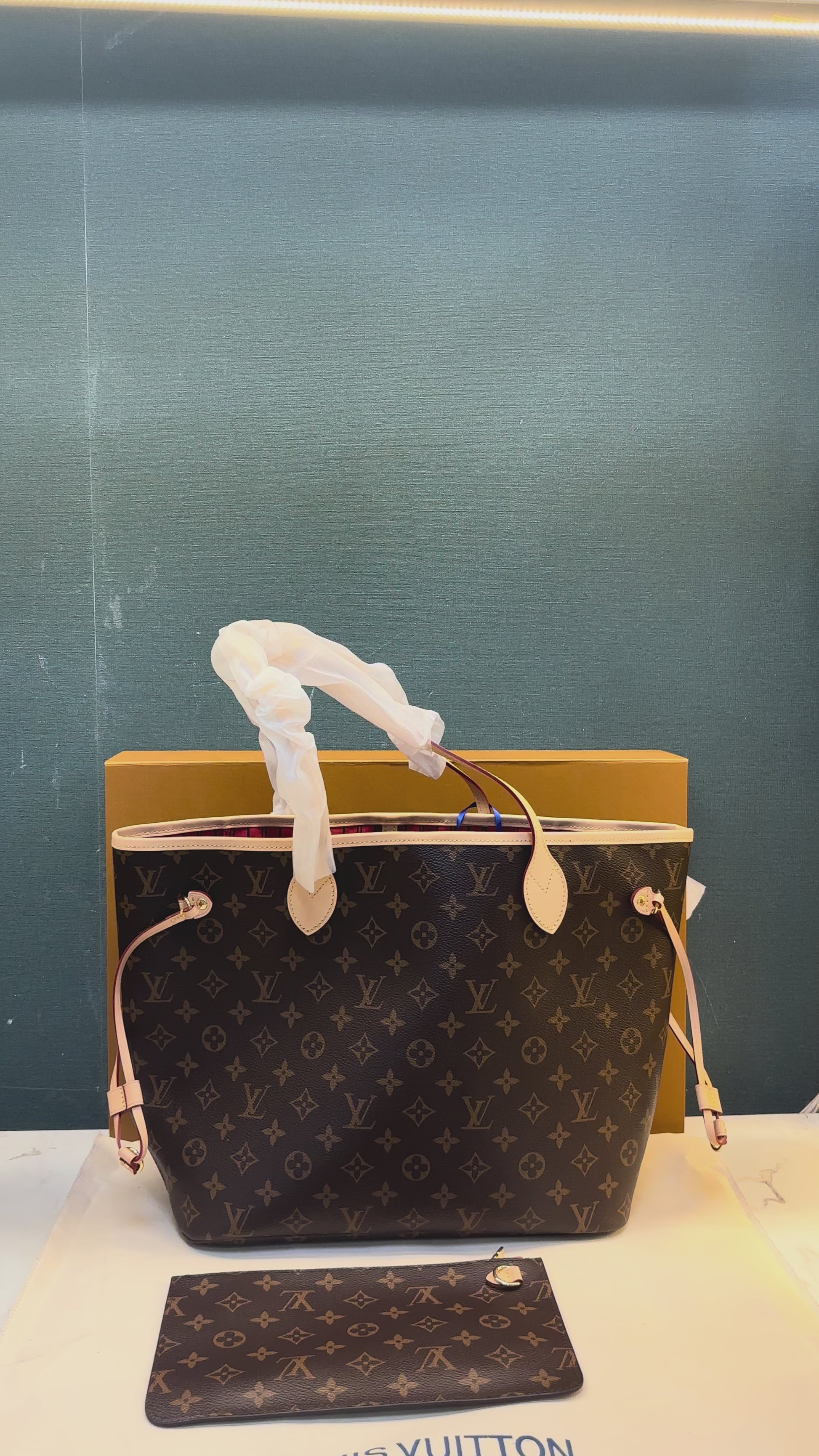 WOMEN HANDBAG
