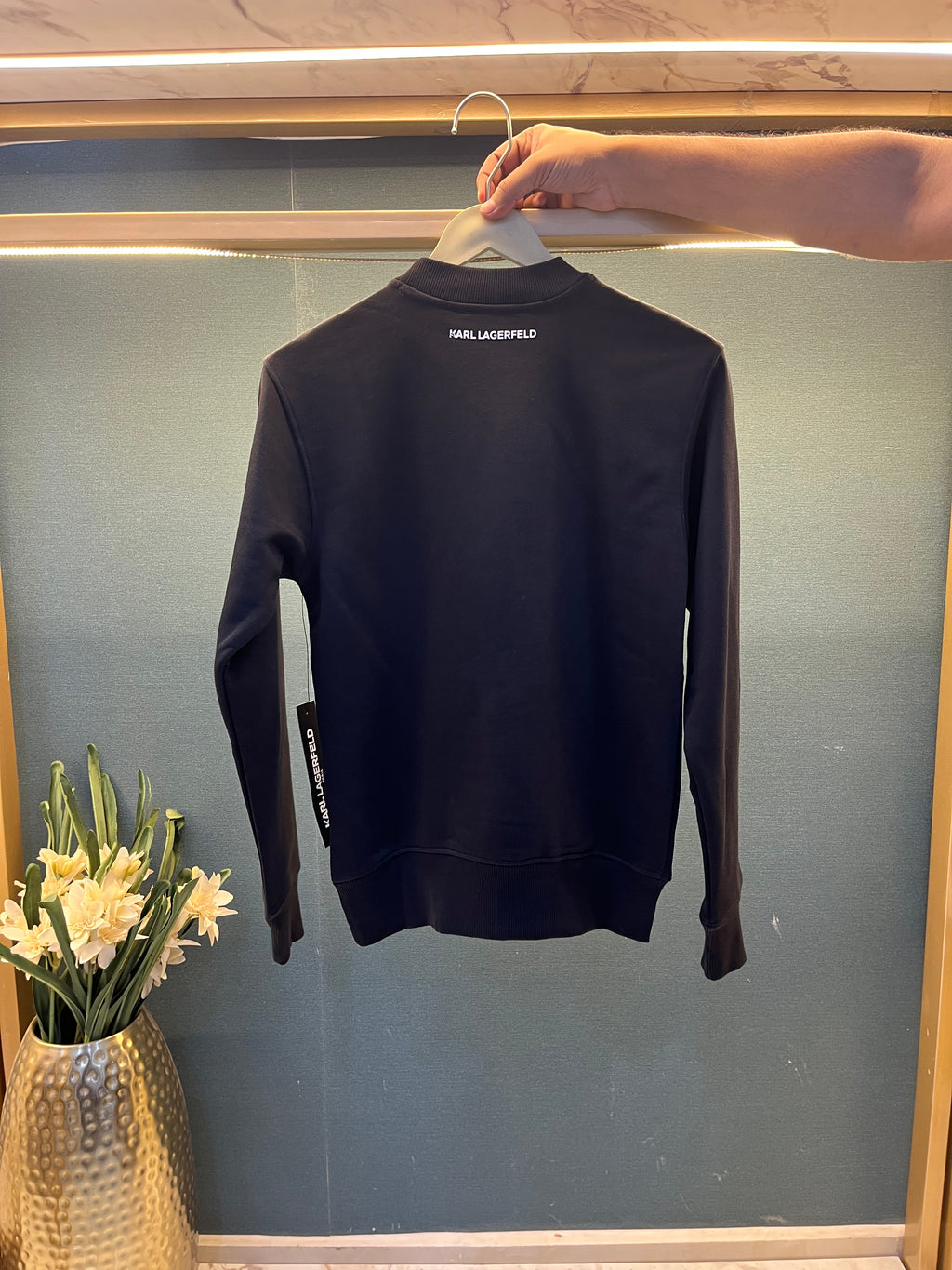 WOMEN SWEATSHIRT