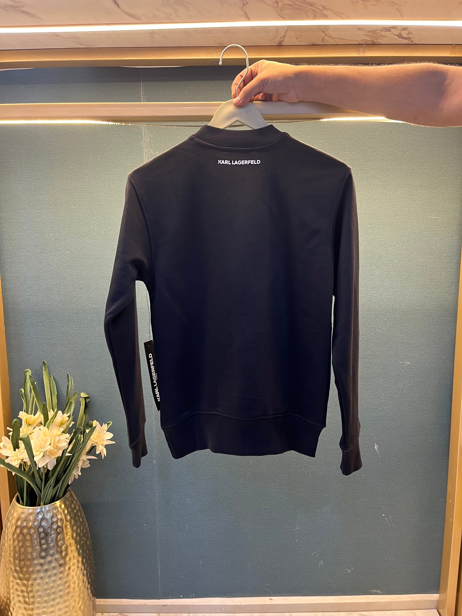 WOMEN SWEATSHIRT