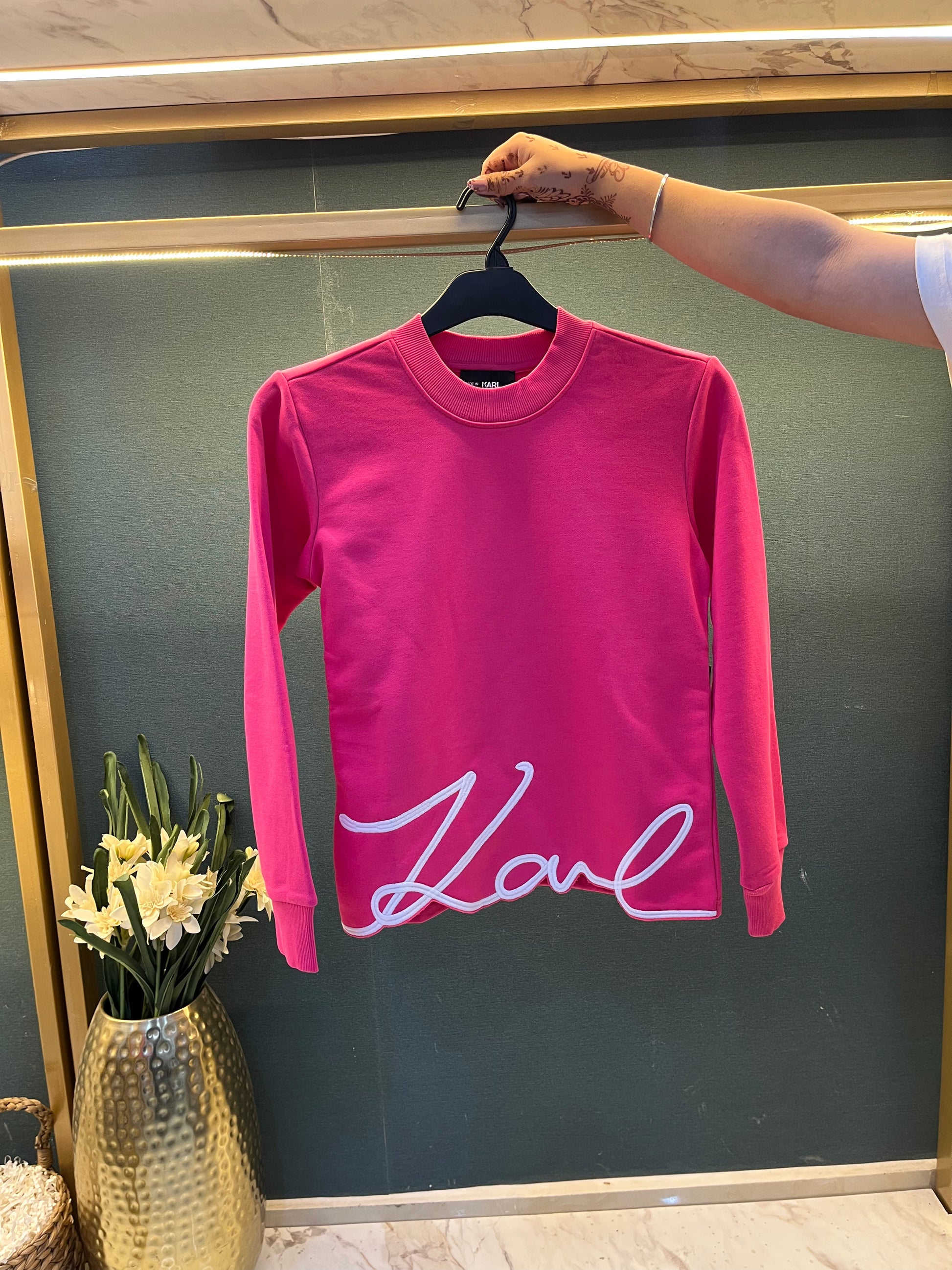 WOMEN SWEATSHIRT