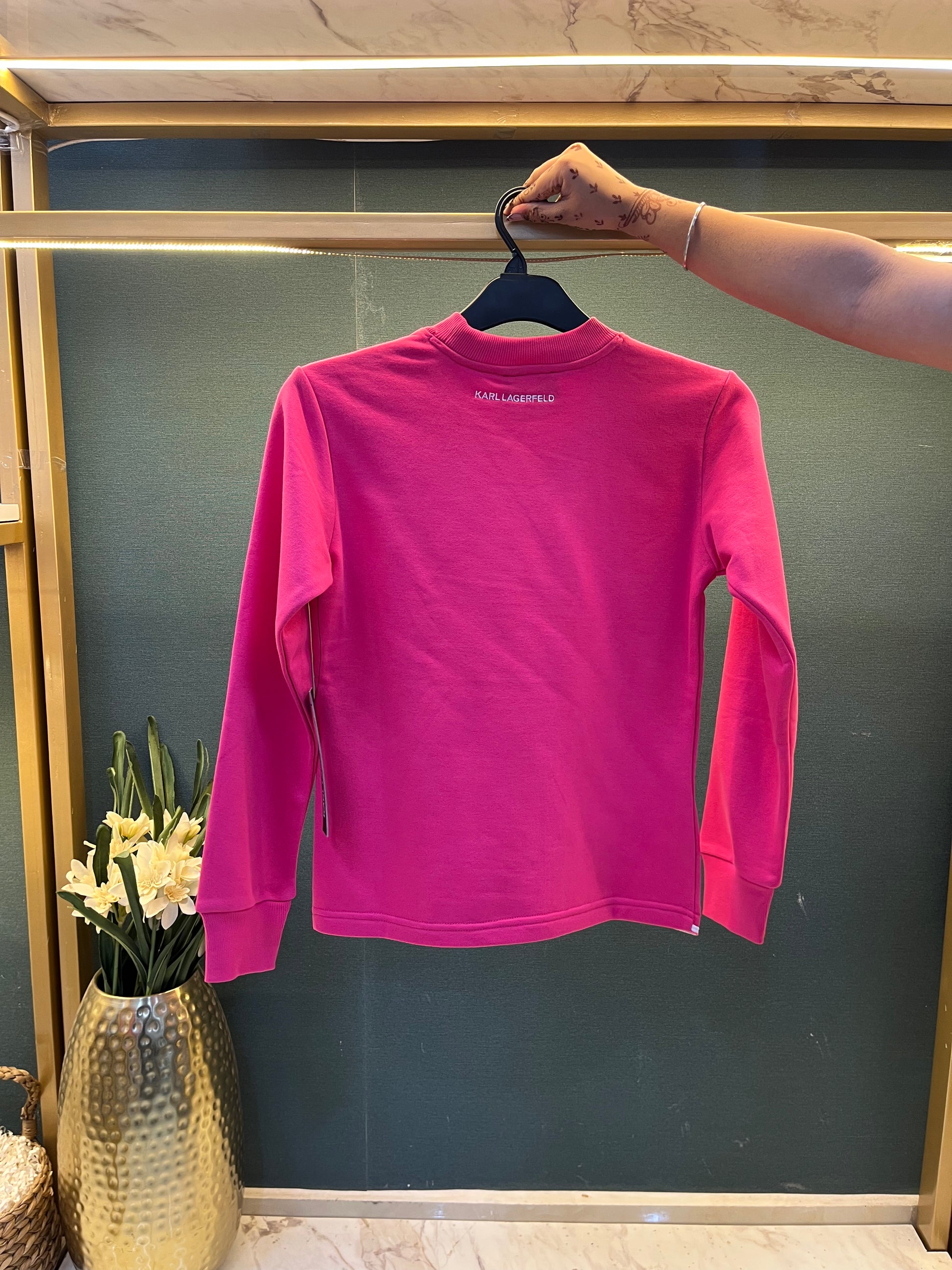WOMEN SWEATSHIRT