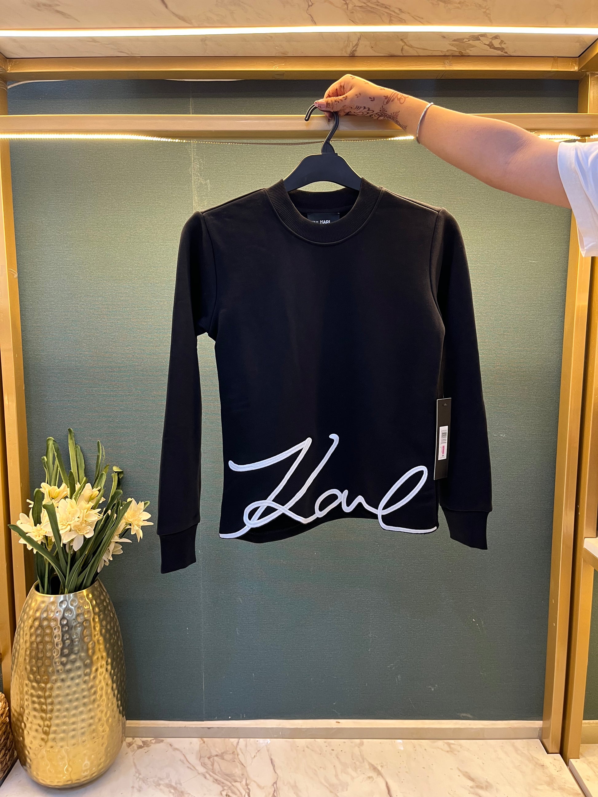 WOMEN SWEATSHIRT