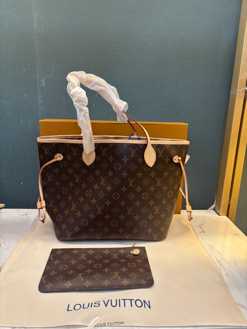 WOMEN HANDBAG