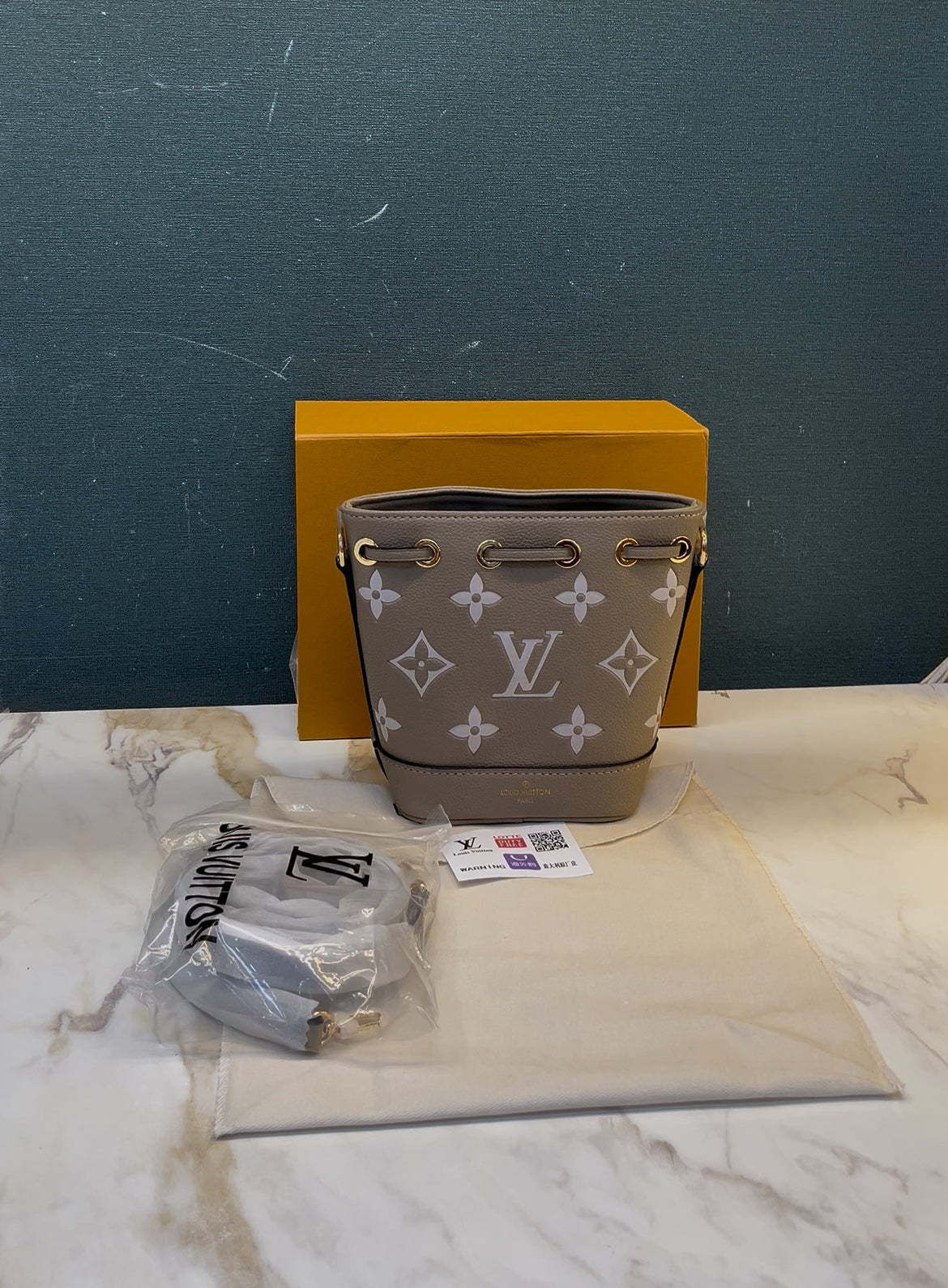 WOMENS HANDBAG