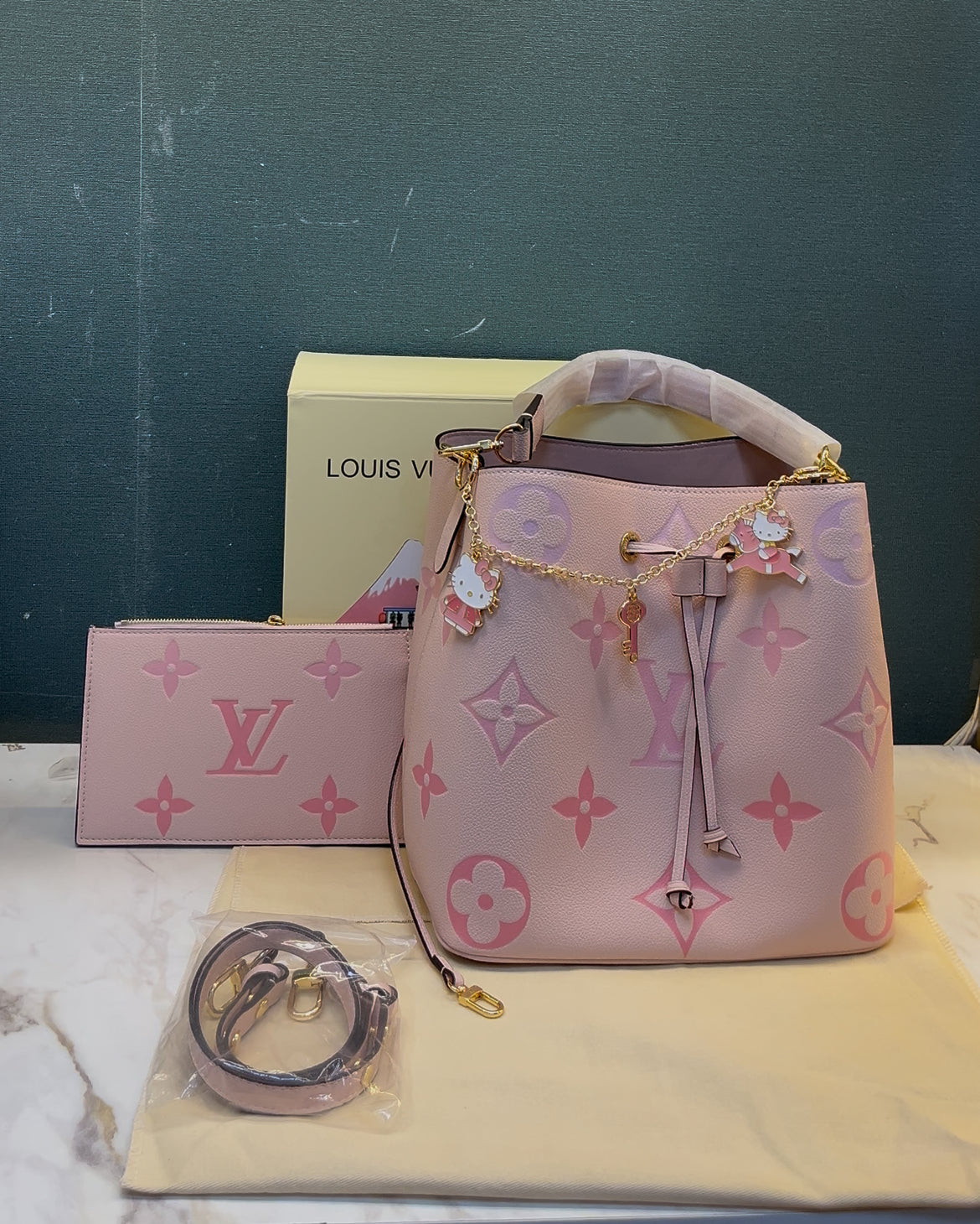 WOMENS HANDBAG