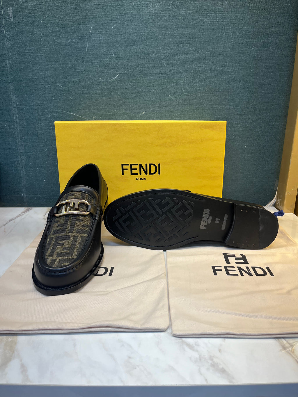 MENS FOOTWEAR