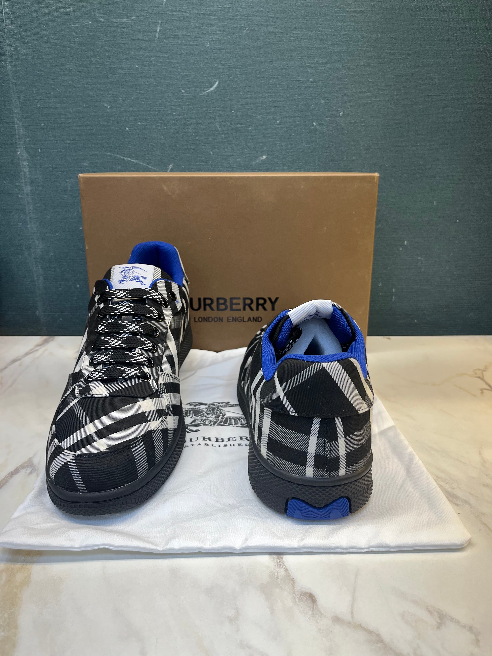 MENS FOOTWEAR