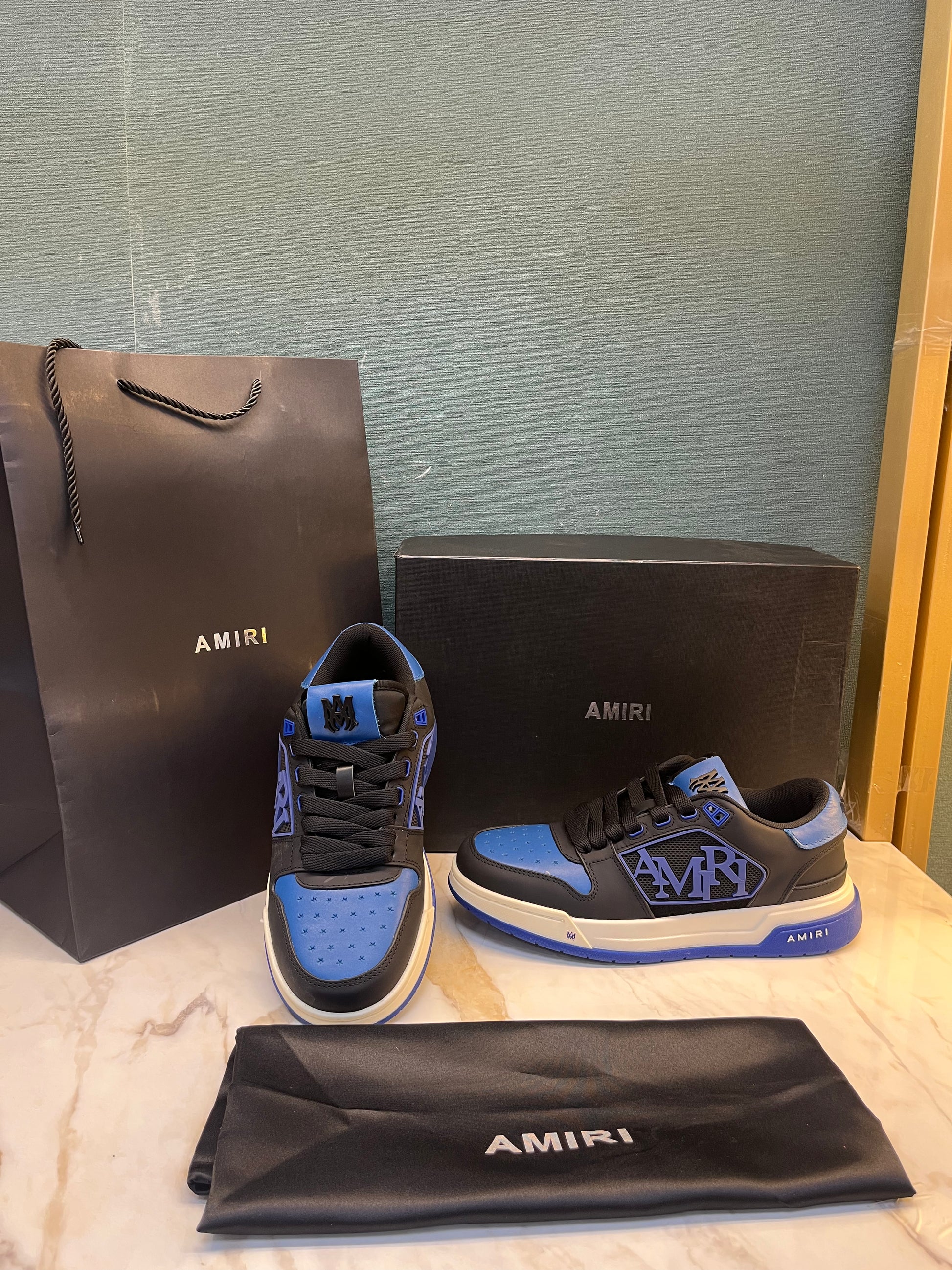MENS FOOTWEAR