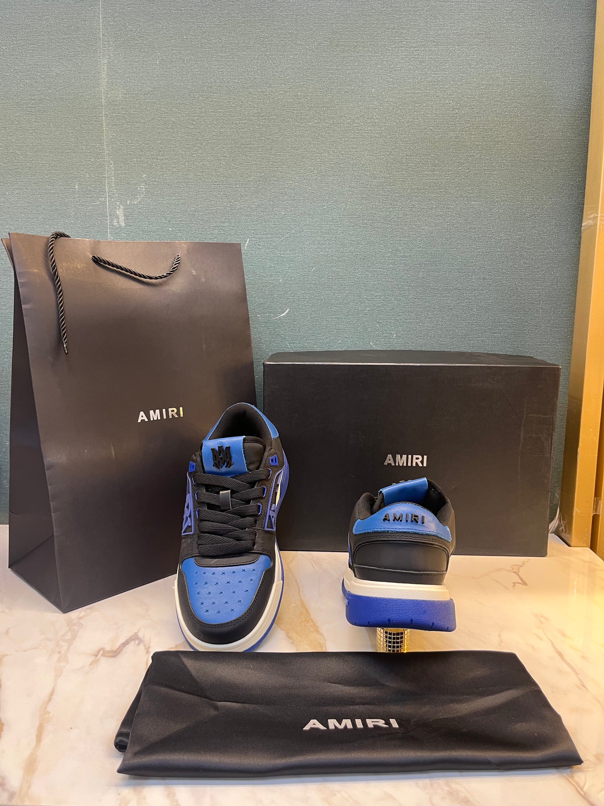 MENS FOOTWEAR