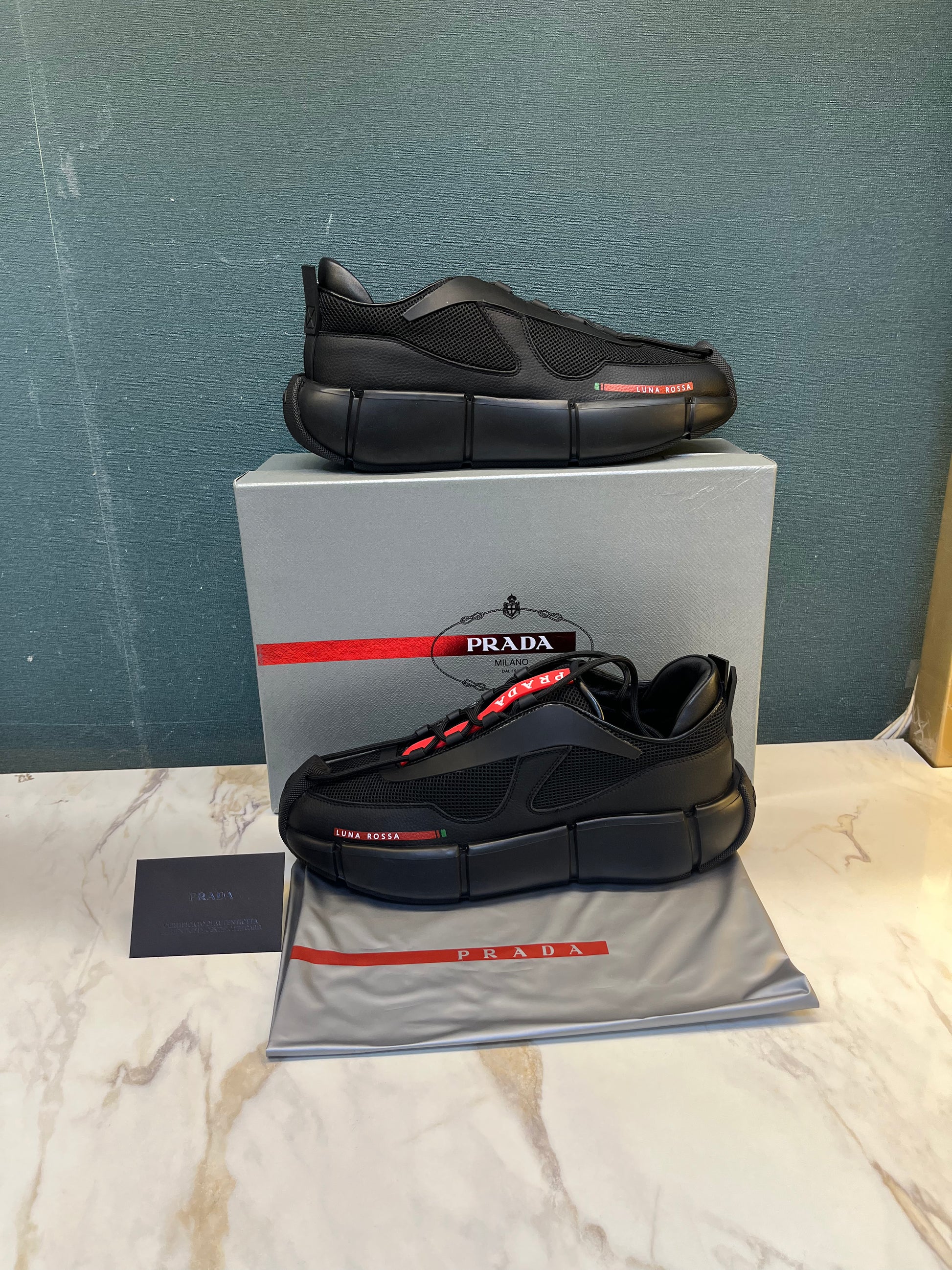 MENS FOOTWEAR
