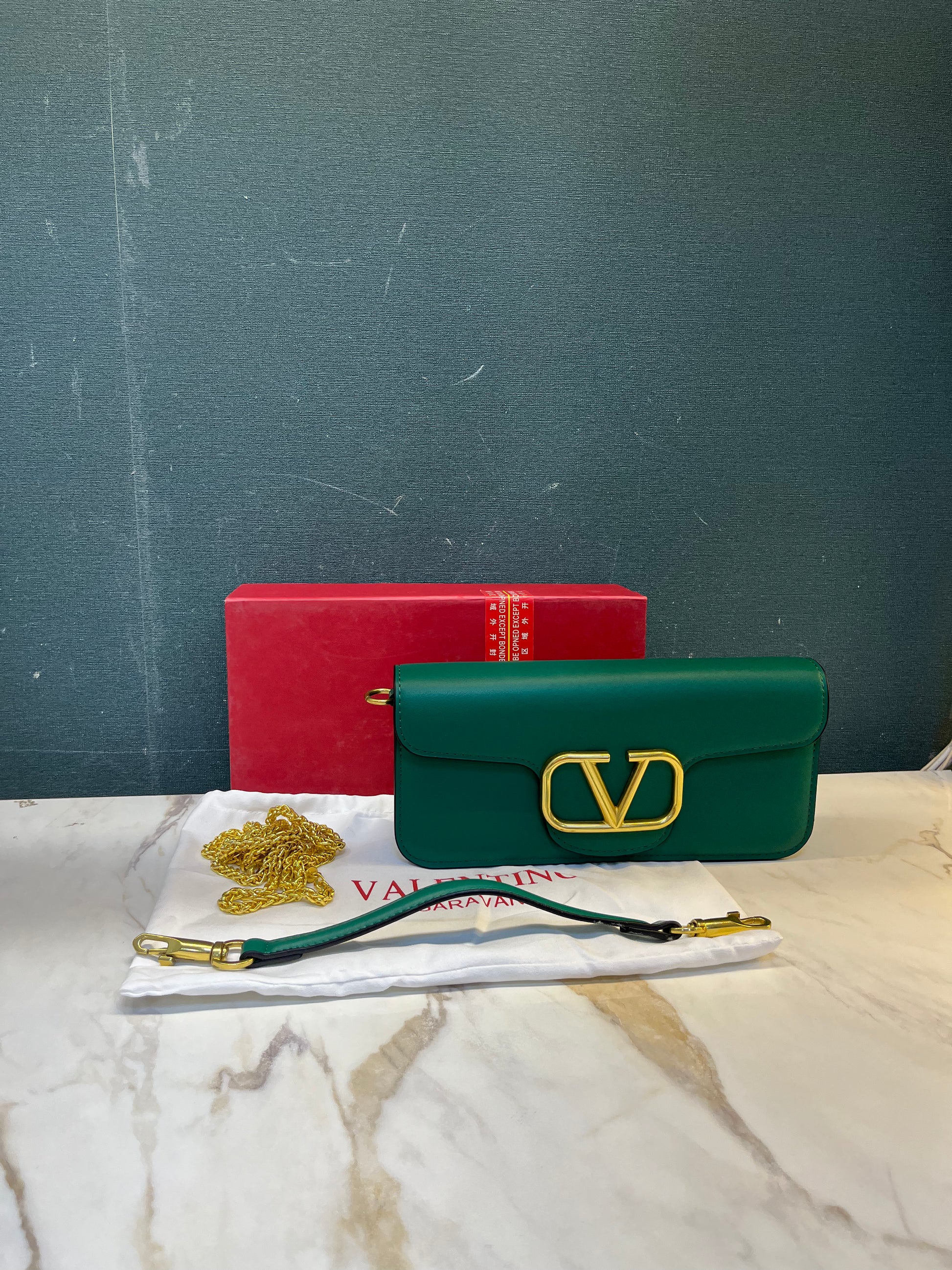 WOMEN HANDBAG