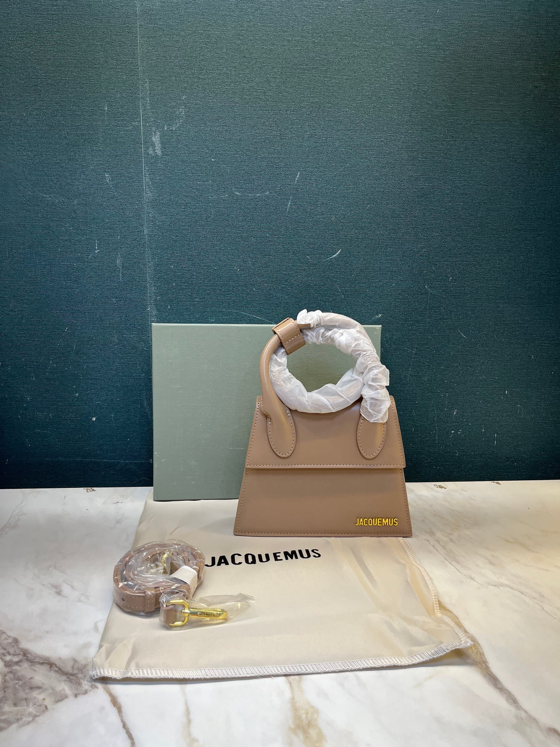 WOMEN HANDBAG