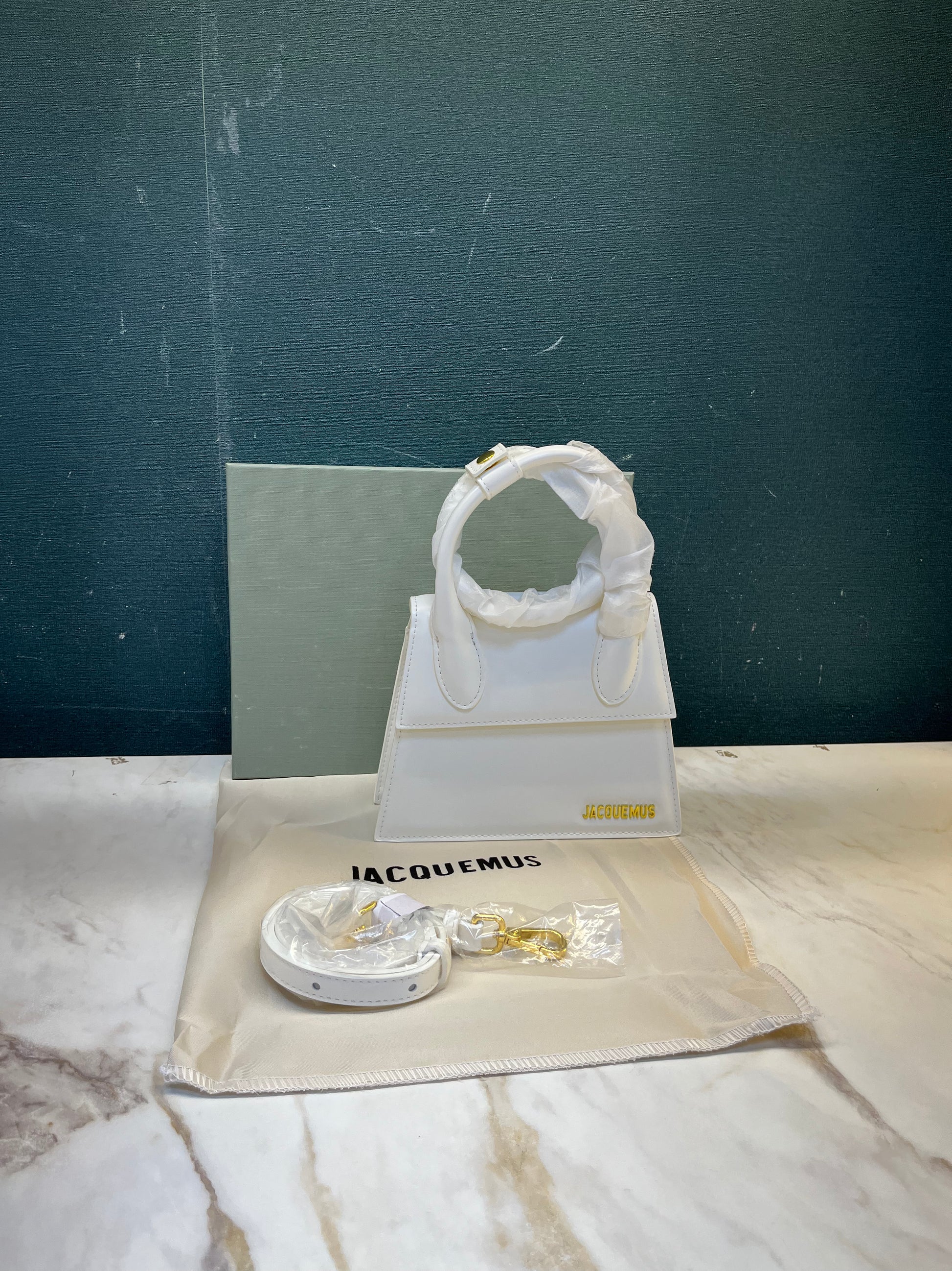 WOMEN HANDBAG
