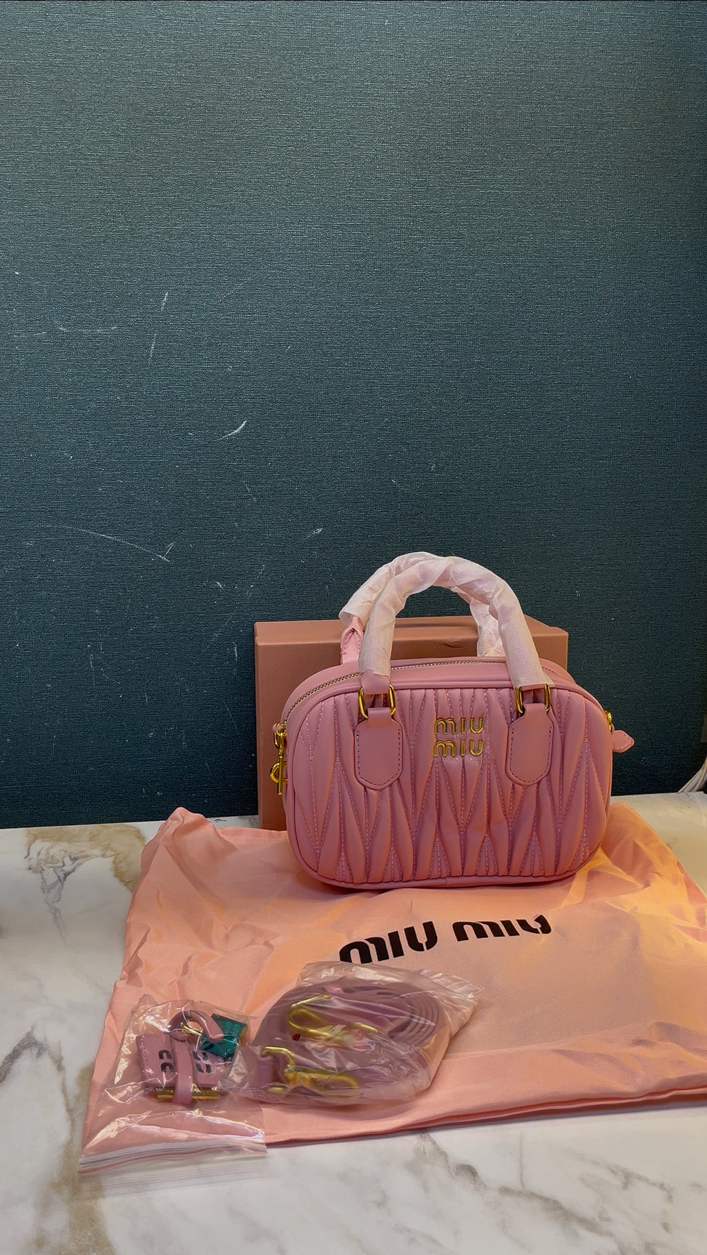 WOMEN HANDBAG