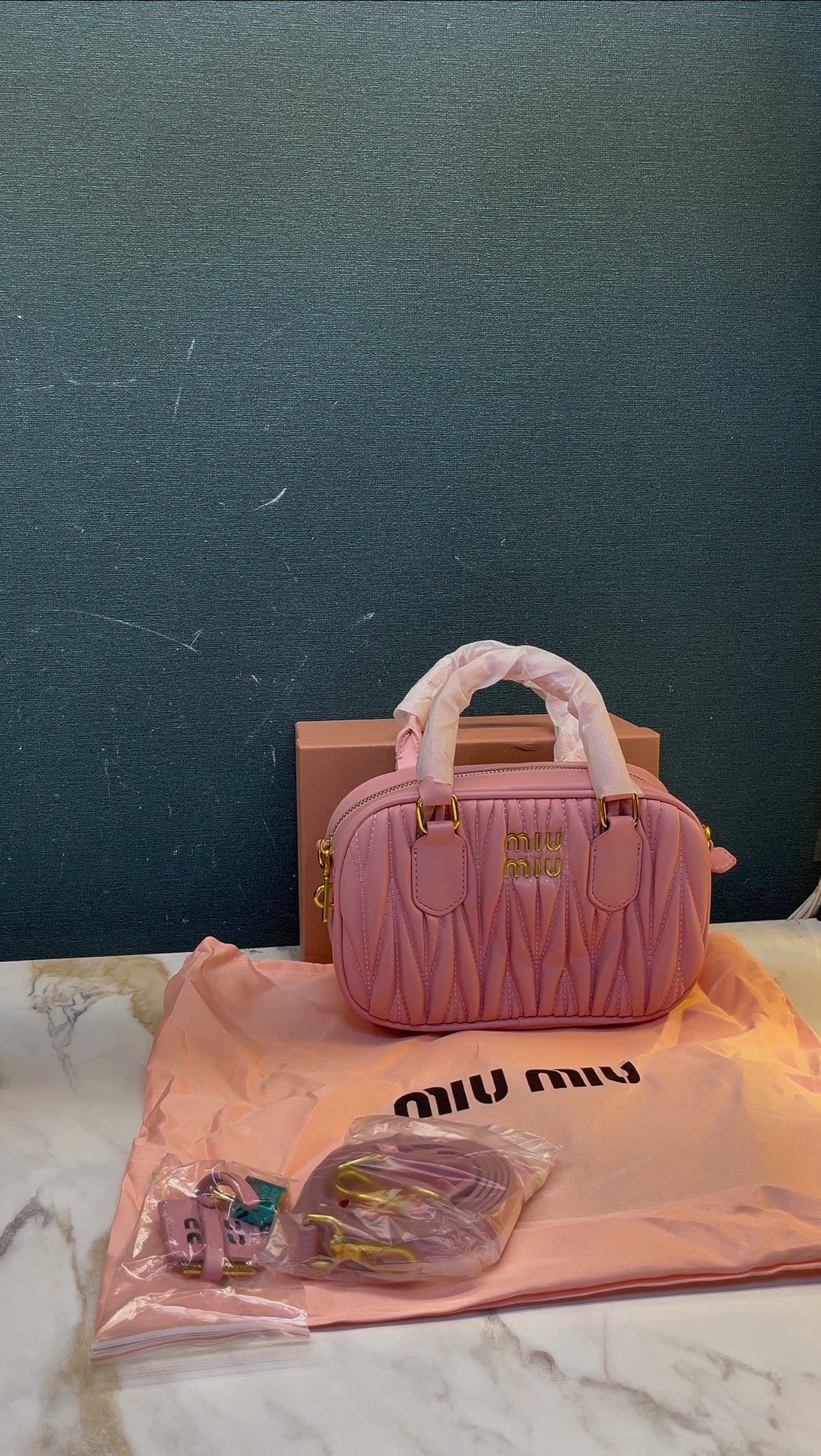 WOMEN HANDBAG