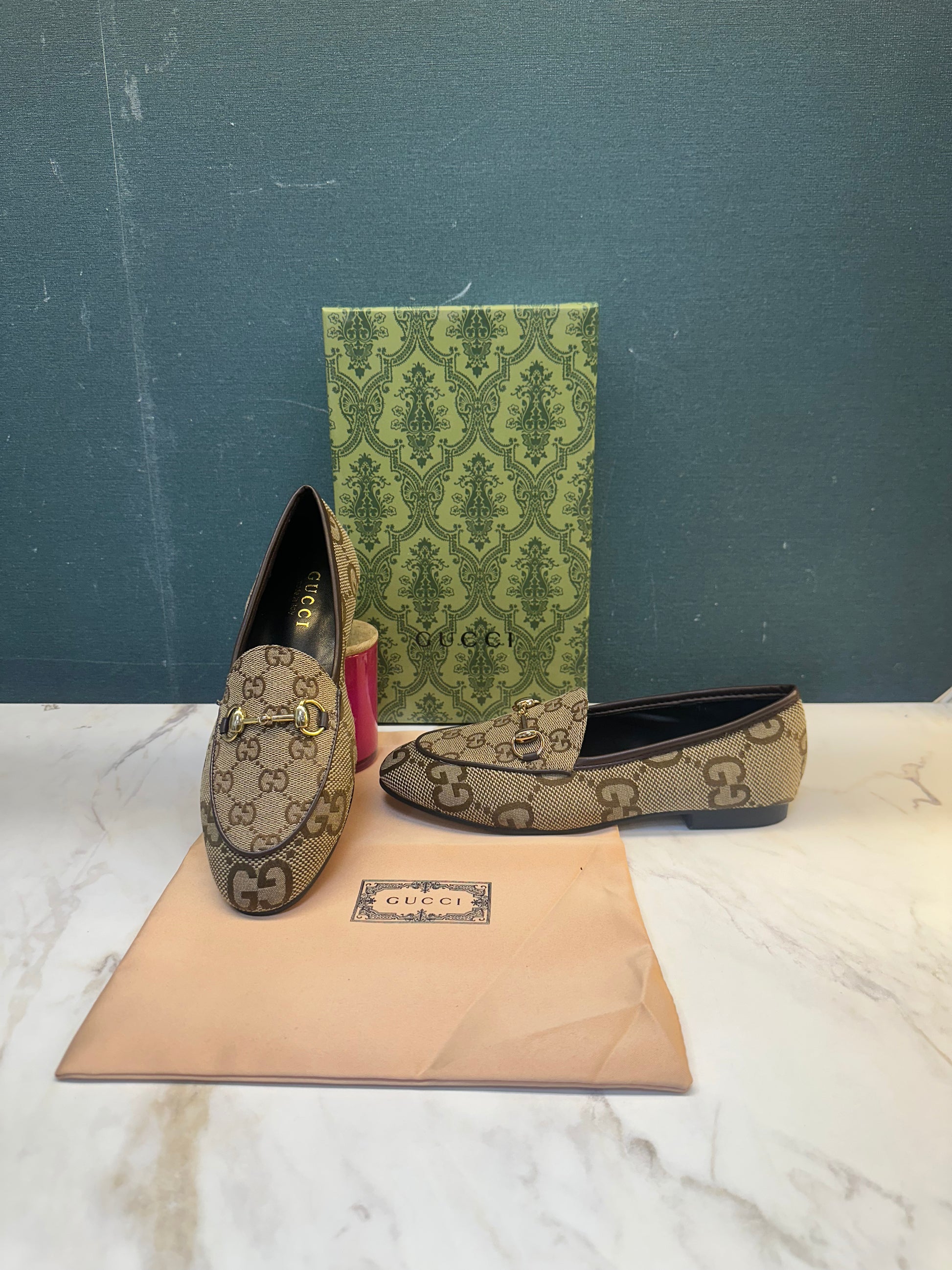 WOMEN FOOTWEAR