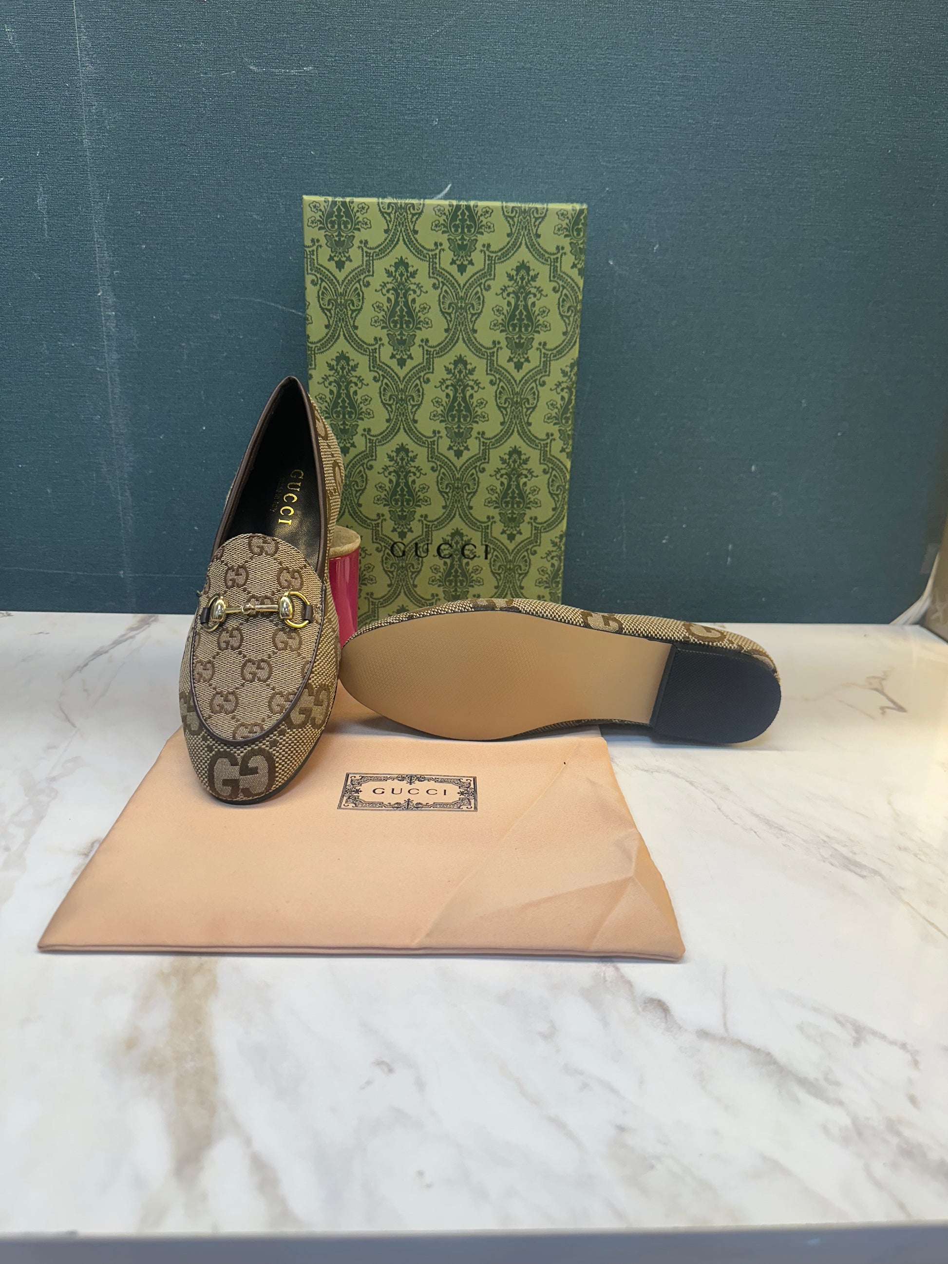 WOMEN FOOTWEAR