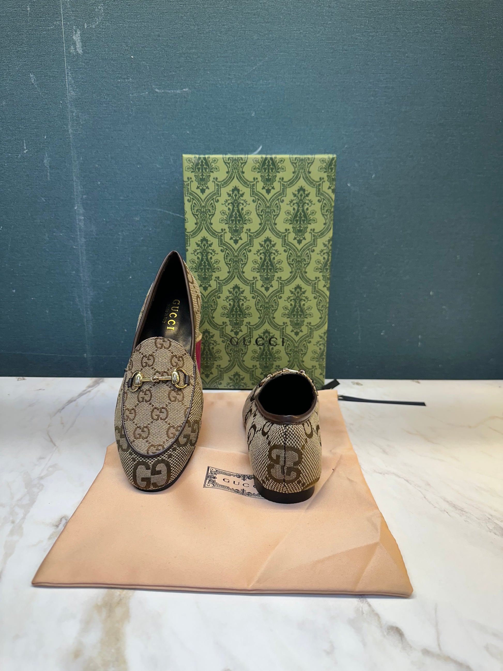 WOMEN FOOTWEAR