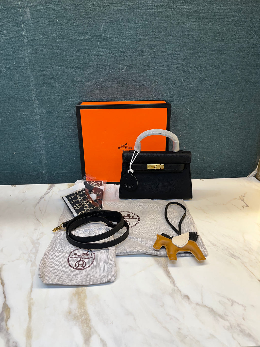 WOMEN HANDBAG