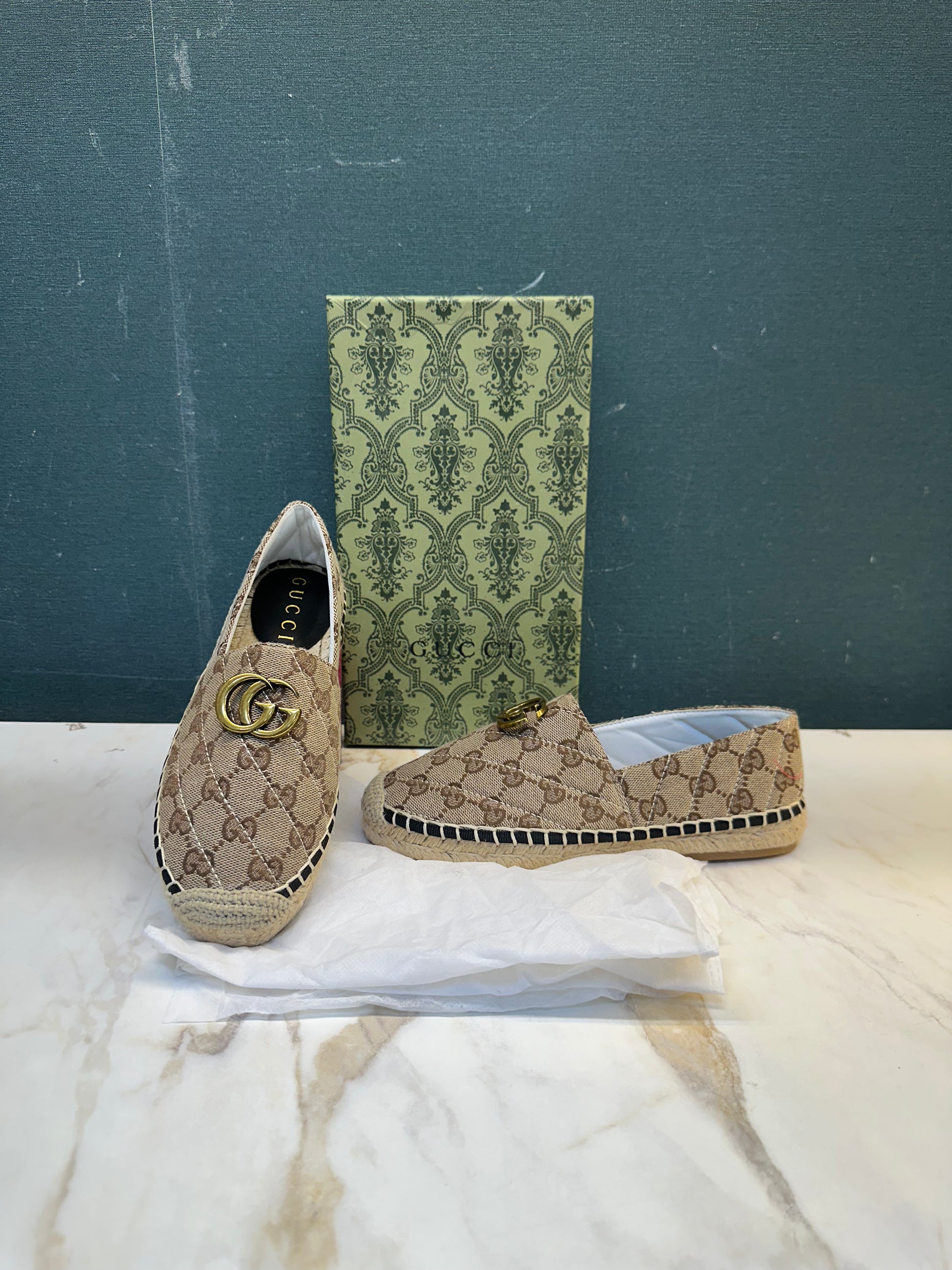 WOMEN FOOTWEAR