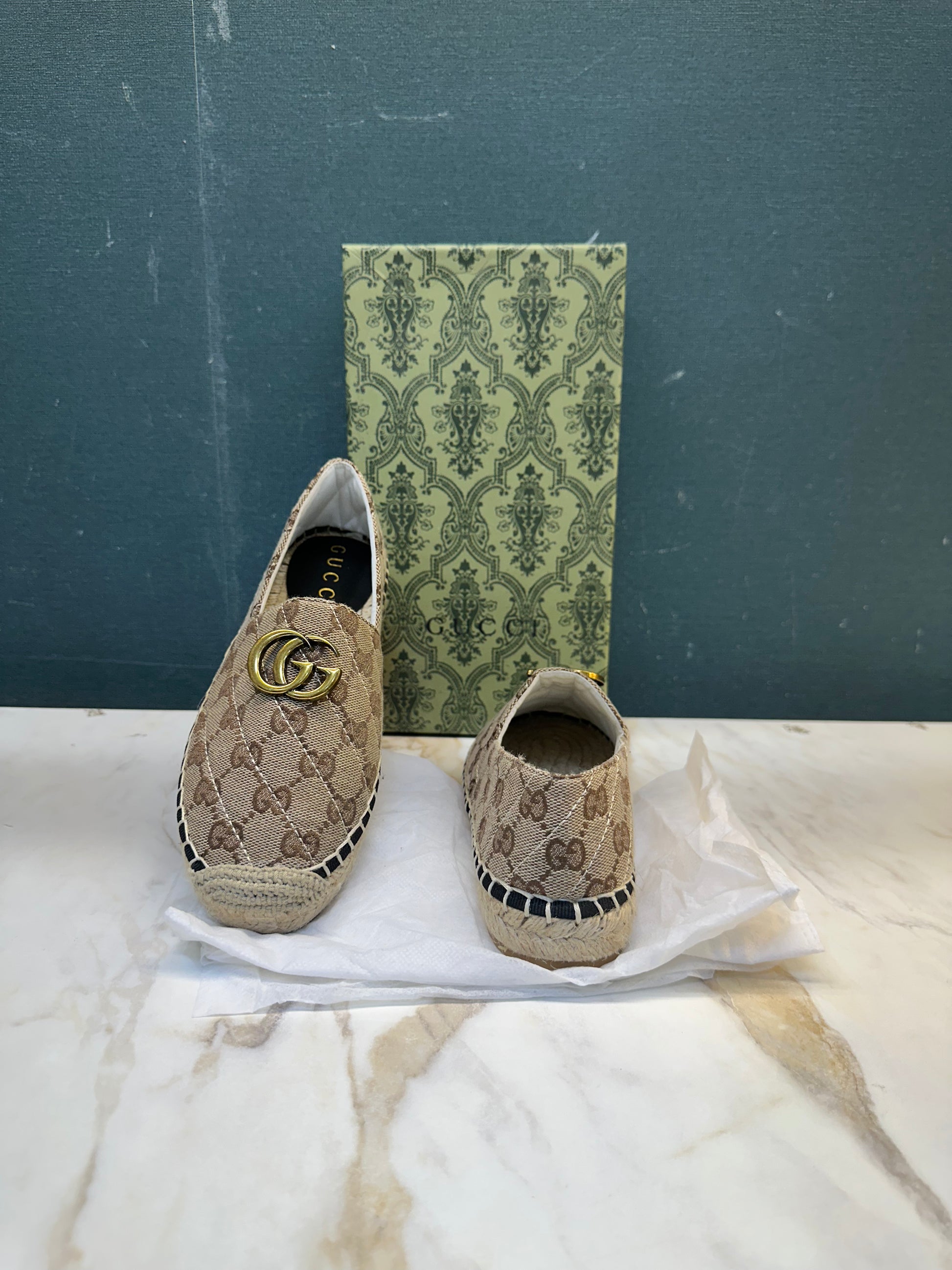 WOMEN FOOTWEAR