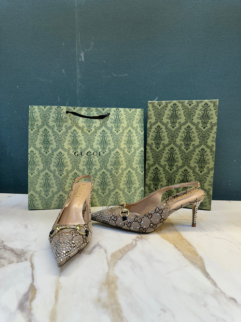 WOMEN FOOTWEAR