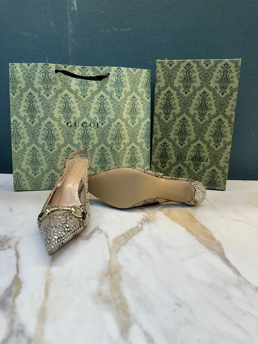 WOMEN FOOTWEAR