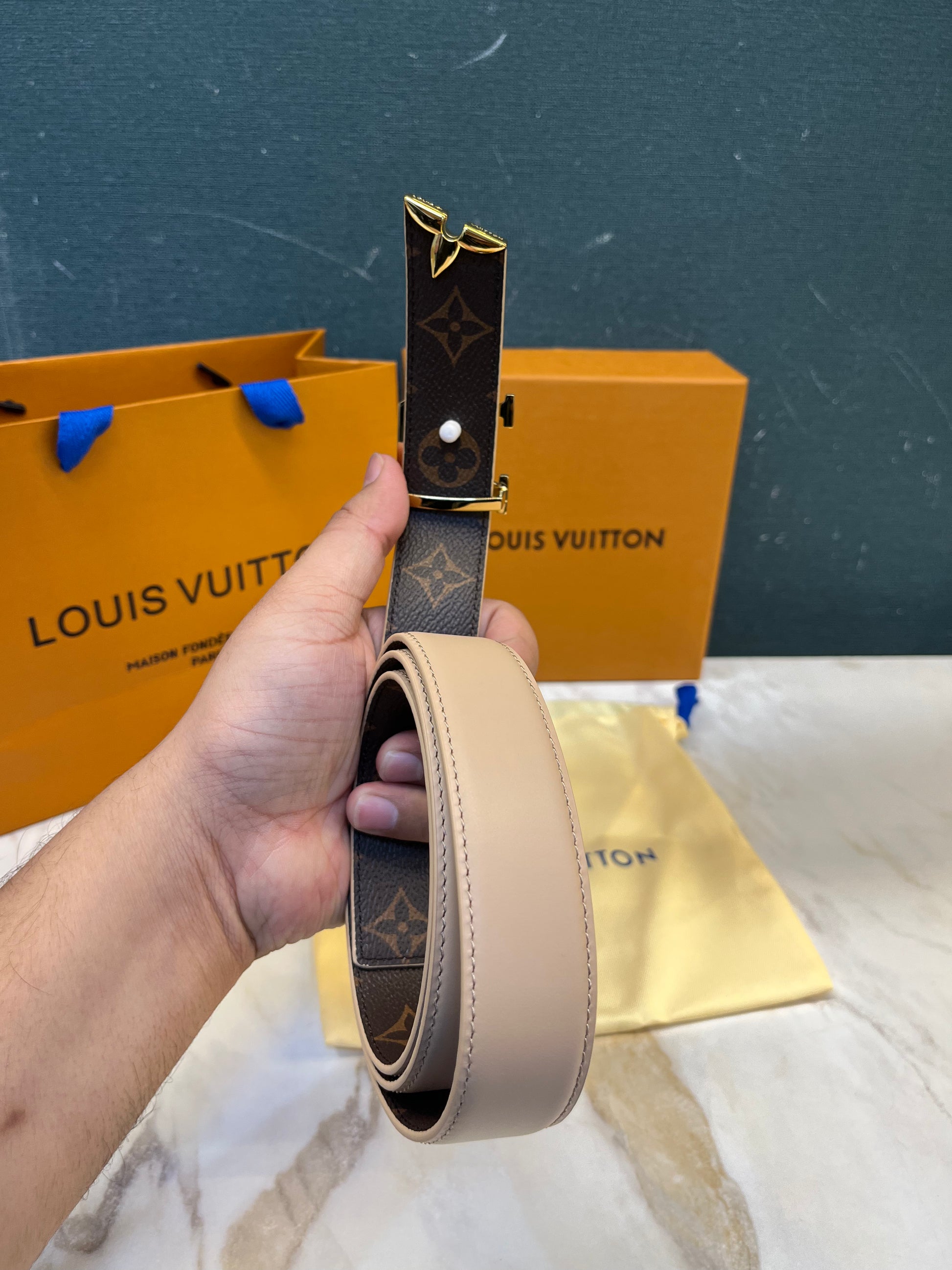 WOMEN BELT