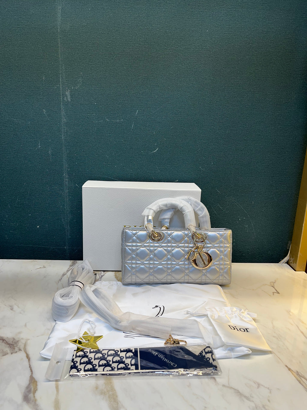 WOMEN HANDBAG
