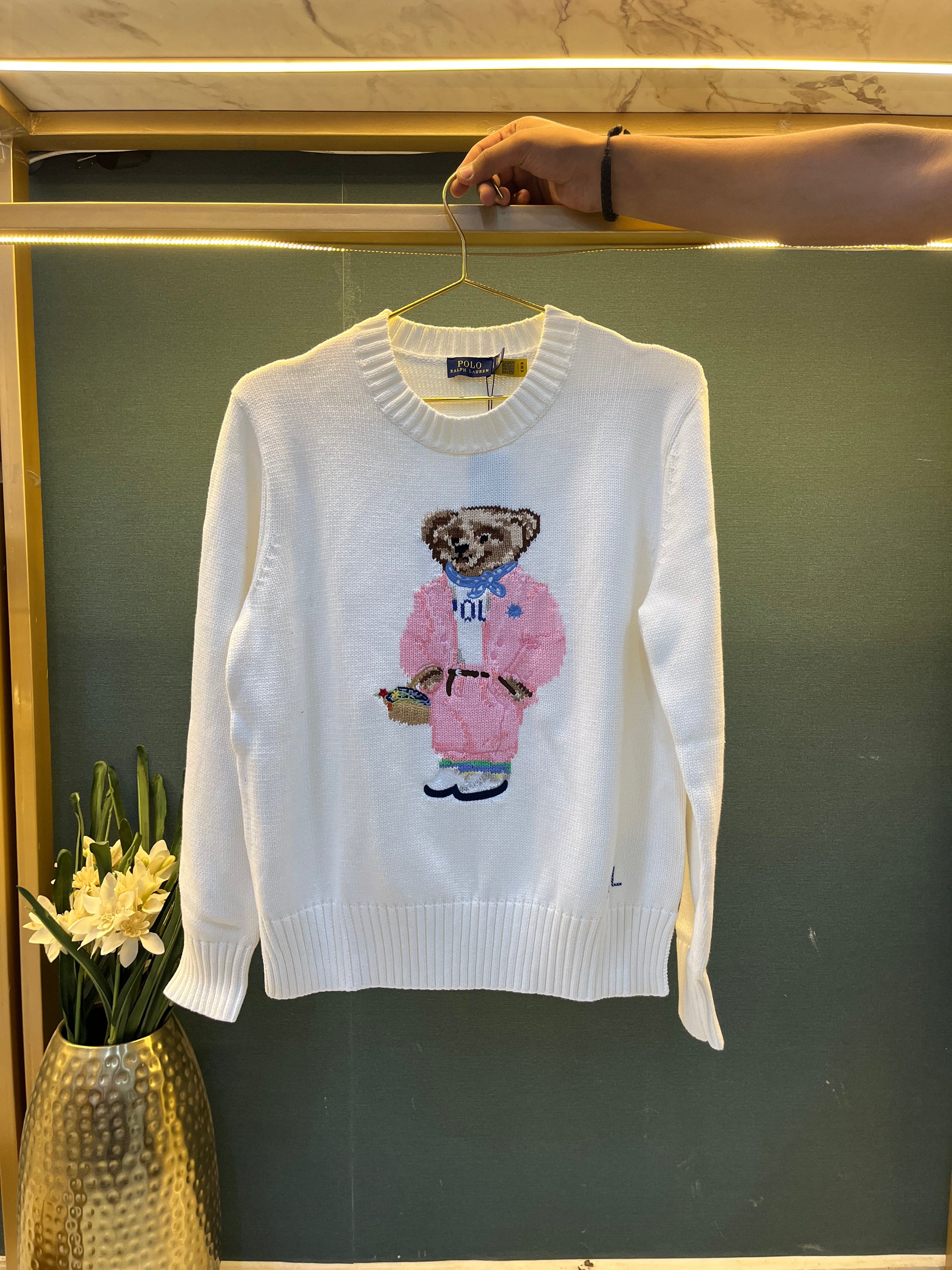 WOMENS SWEATER