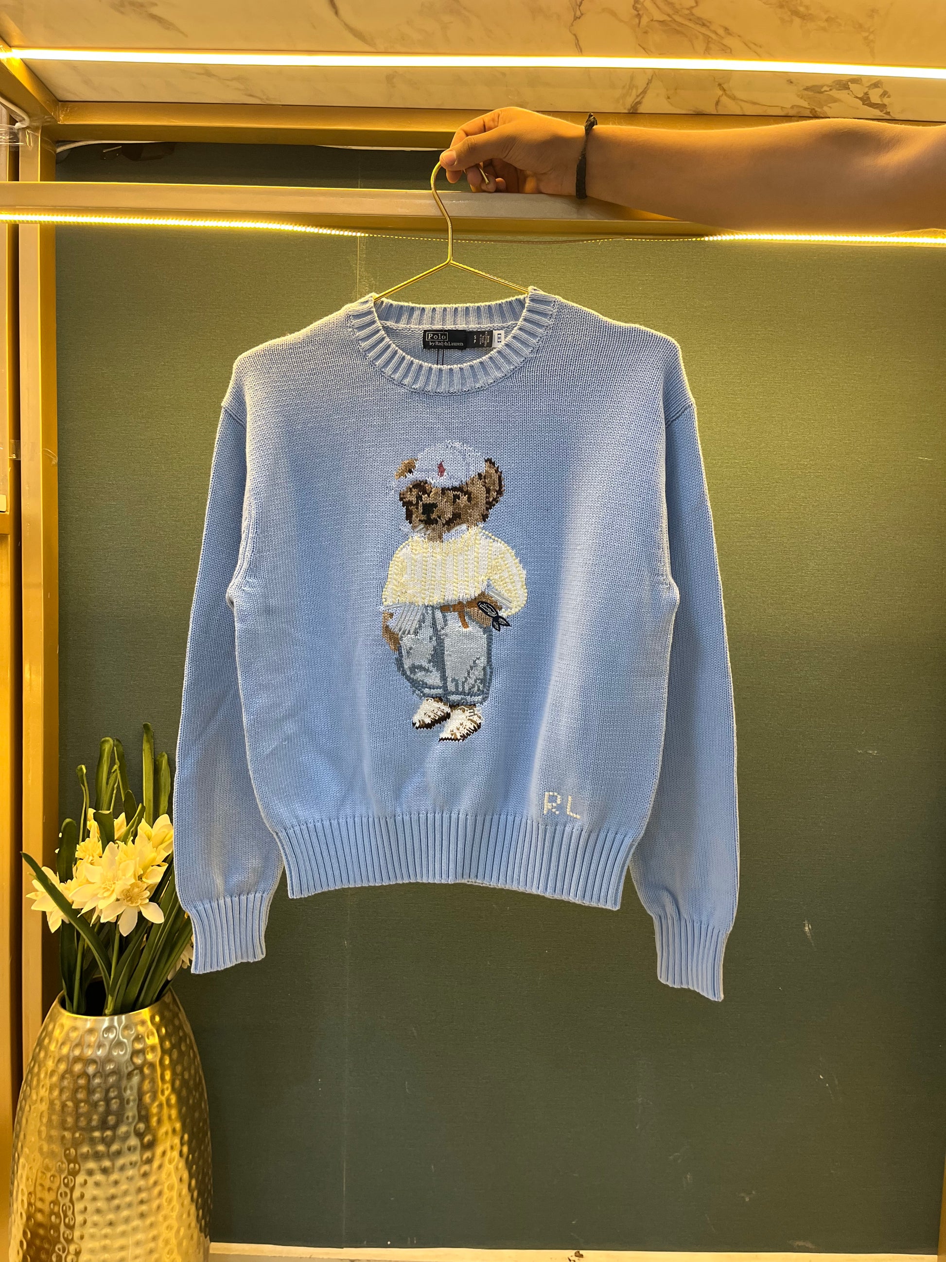 WOMENS SWEATER
