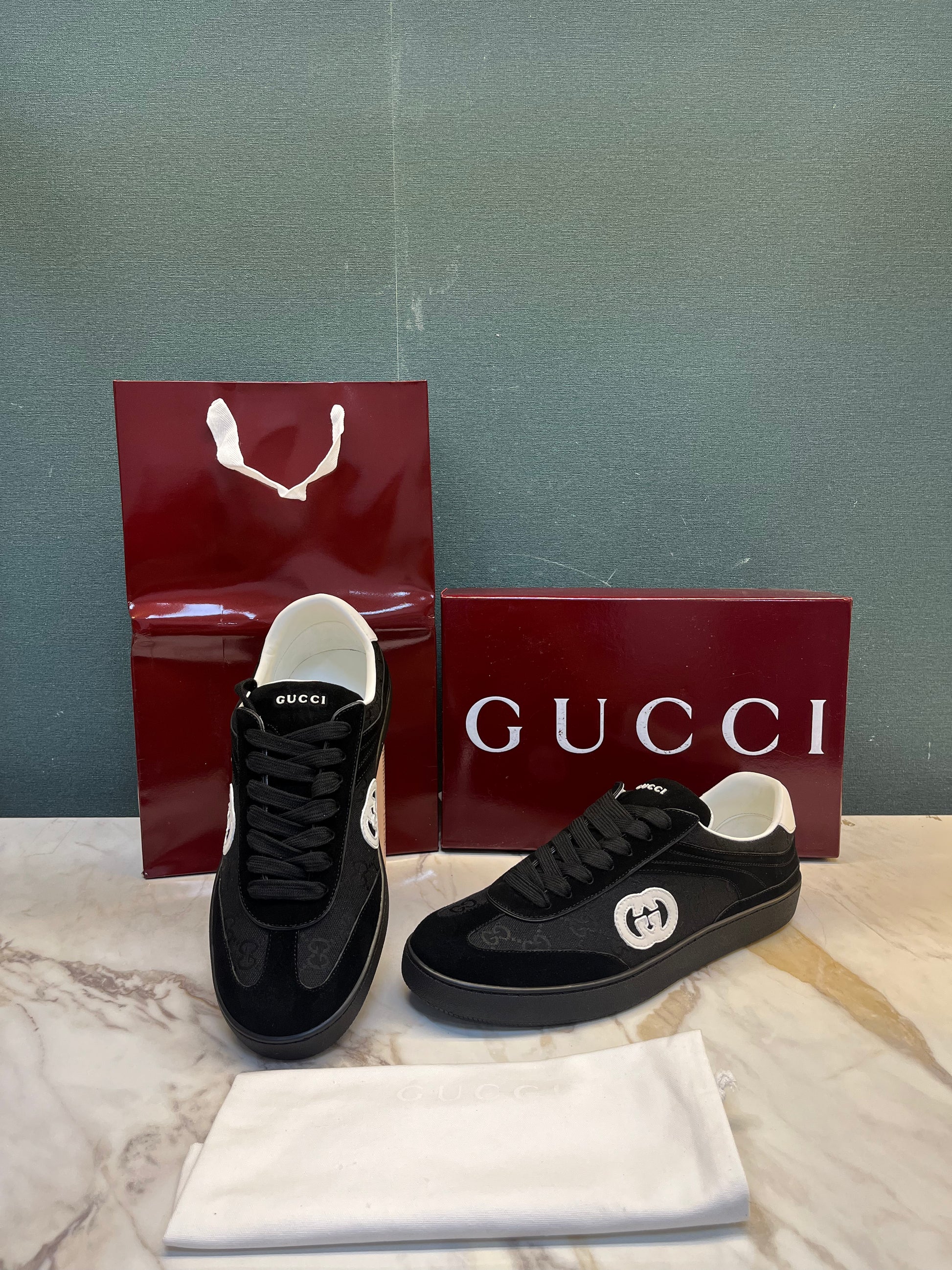 SHOES