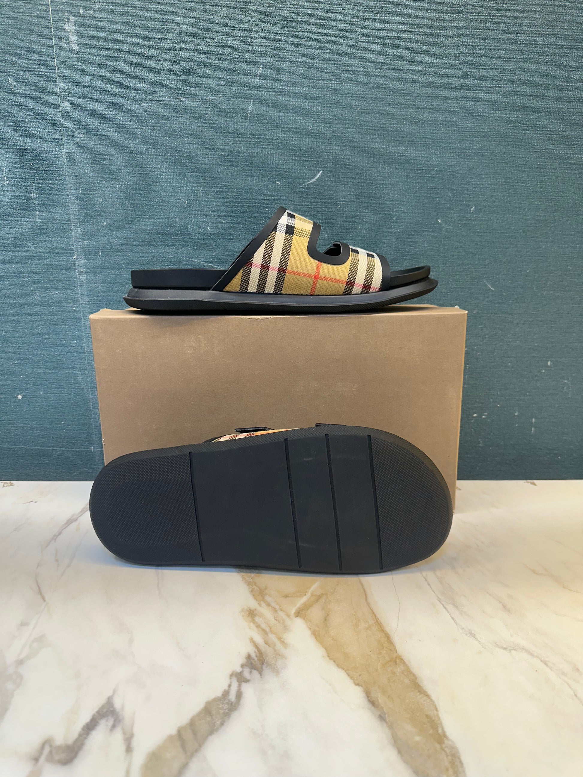 SLIPPERS