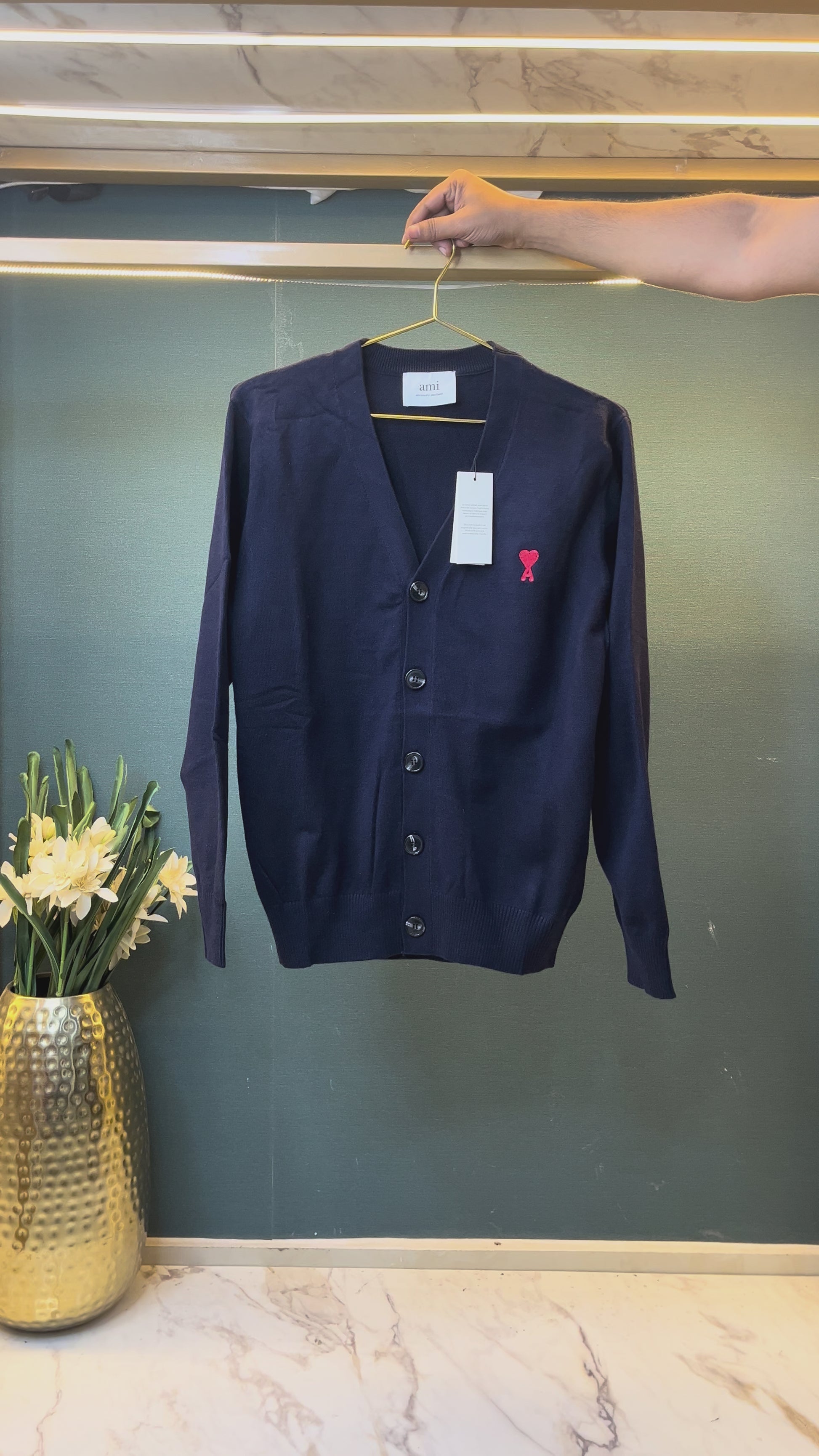 WOMEN CARDIGAN
