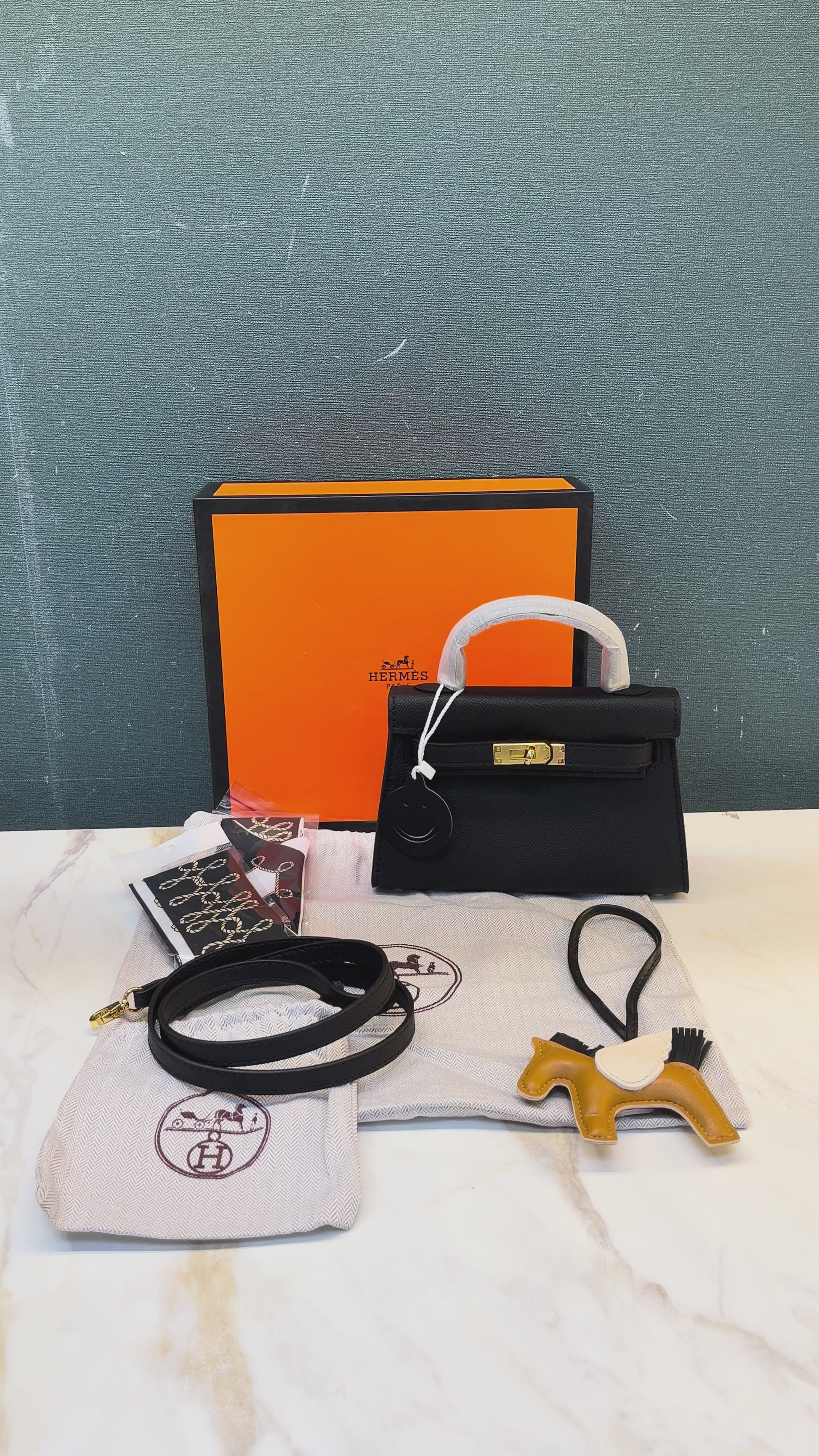 WOMEN HANDBAG