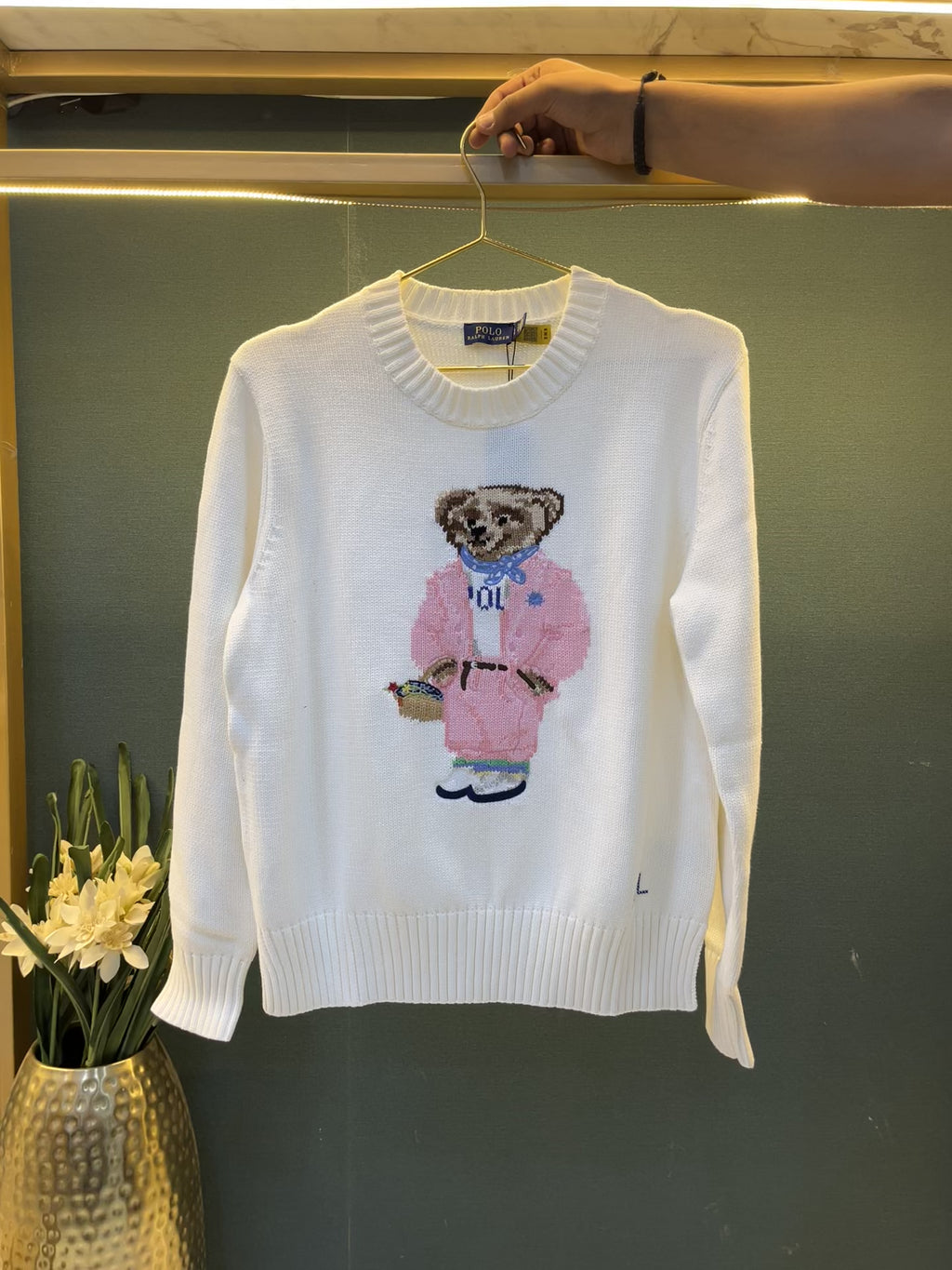 WOMENS SWEATER
