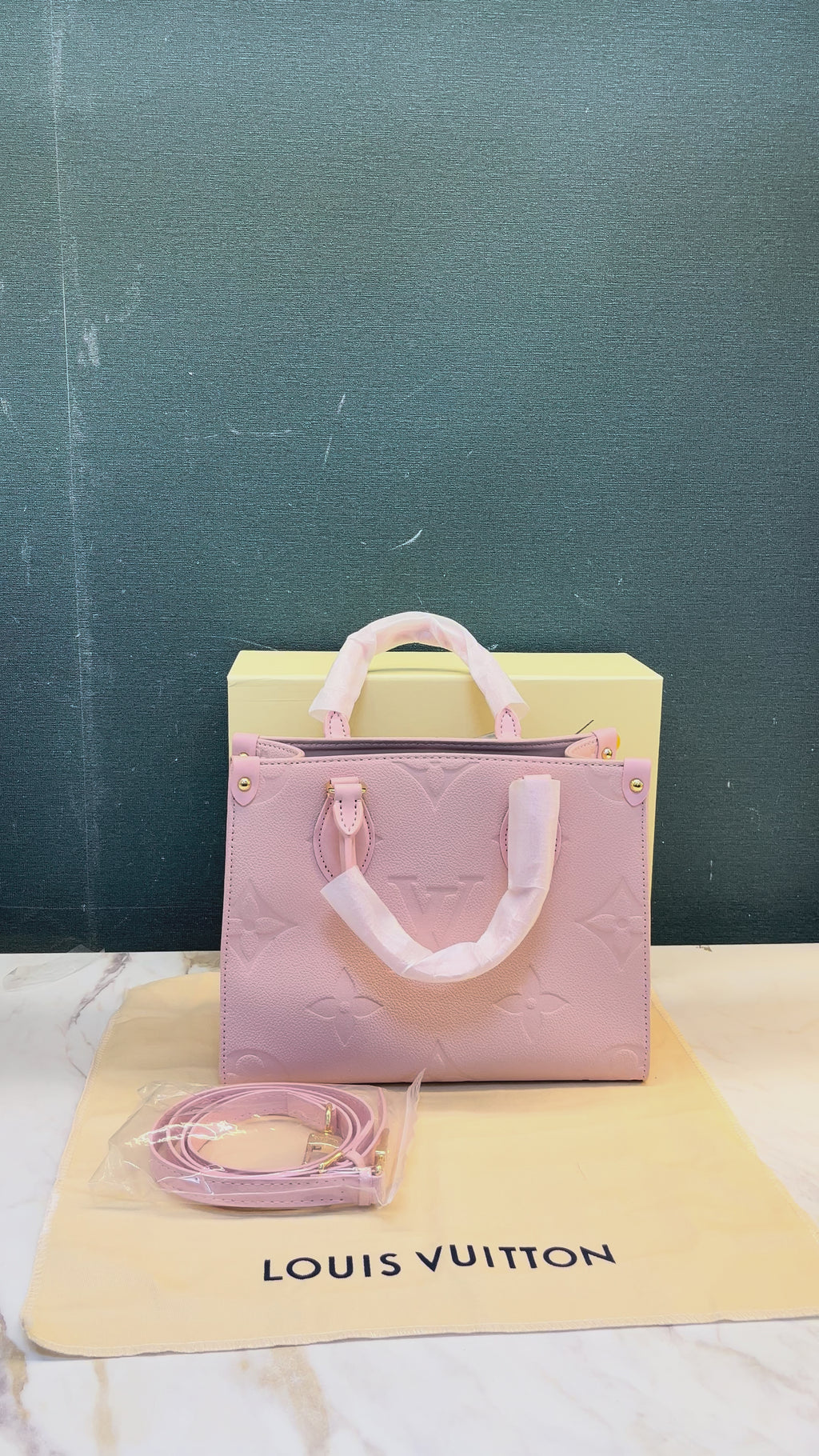 WOMEN HANDBAG