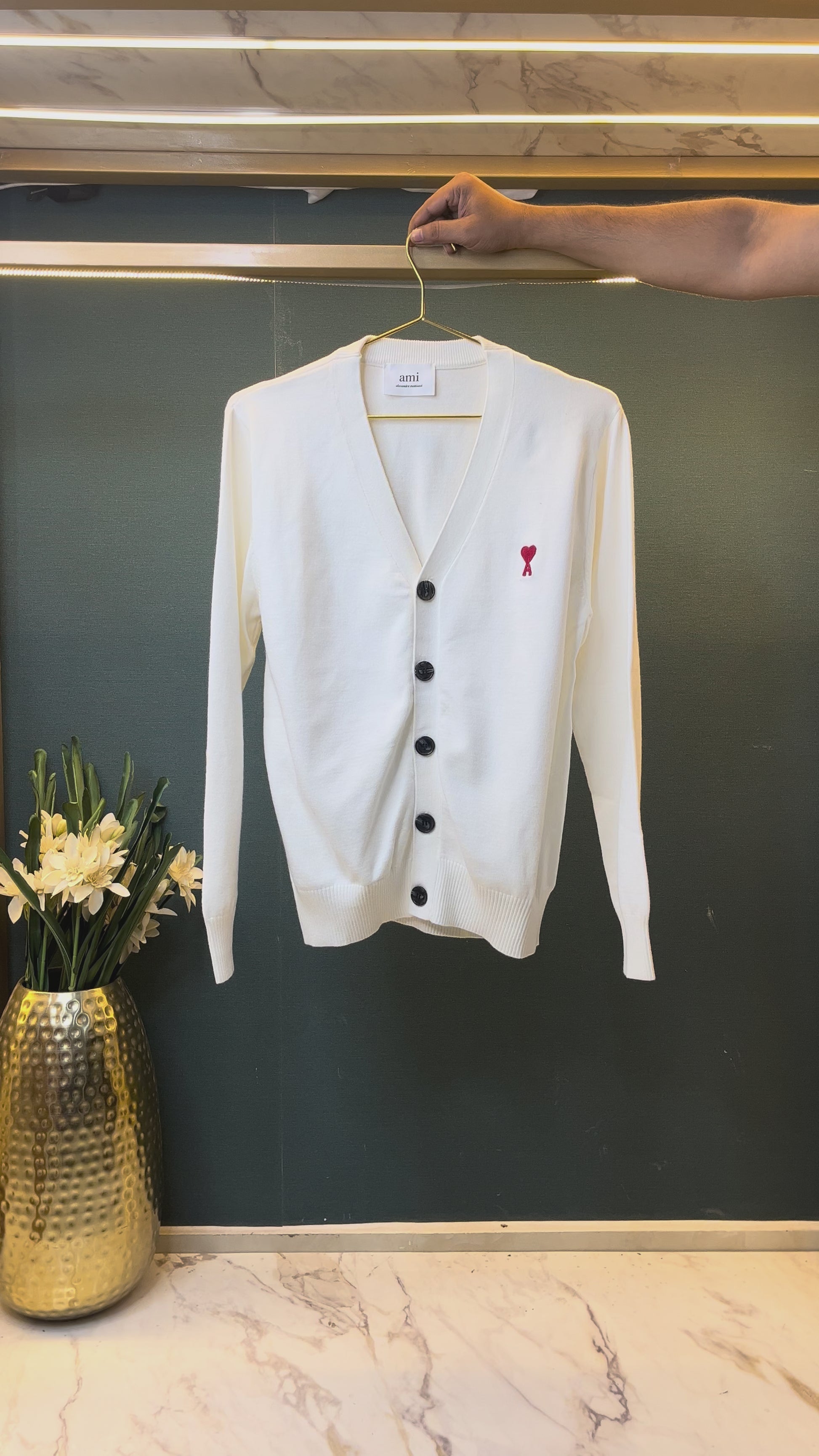 WOMEN CARDIGAN