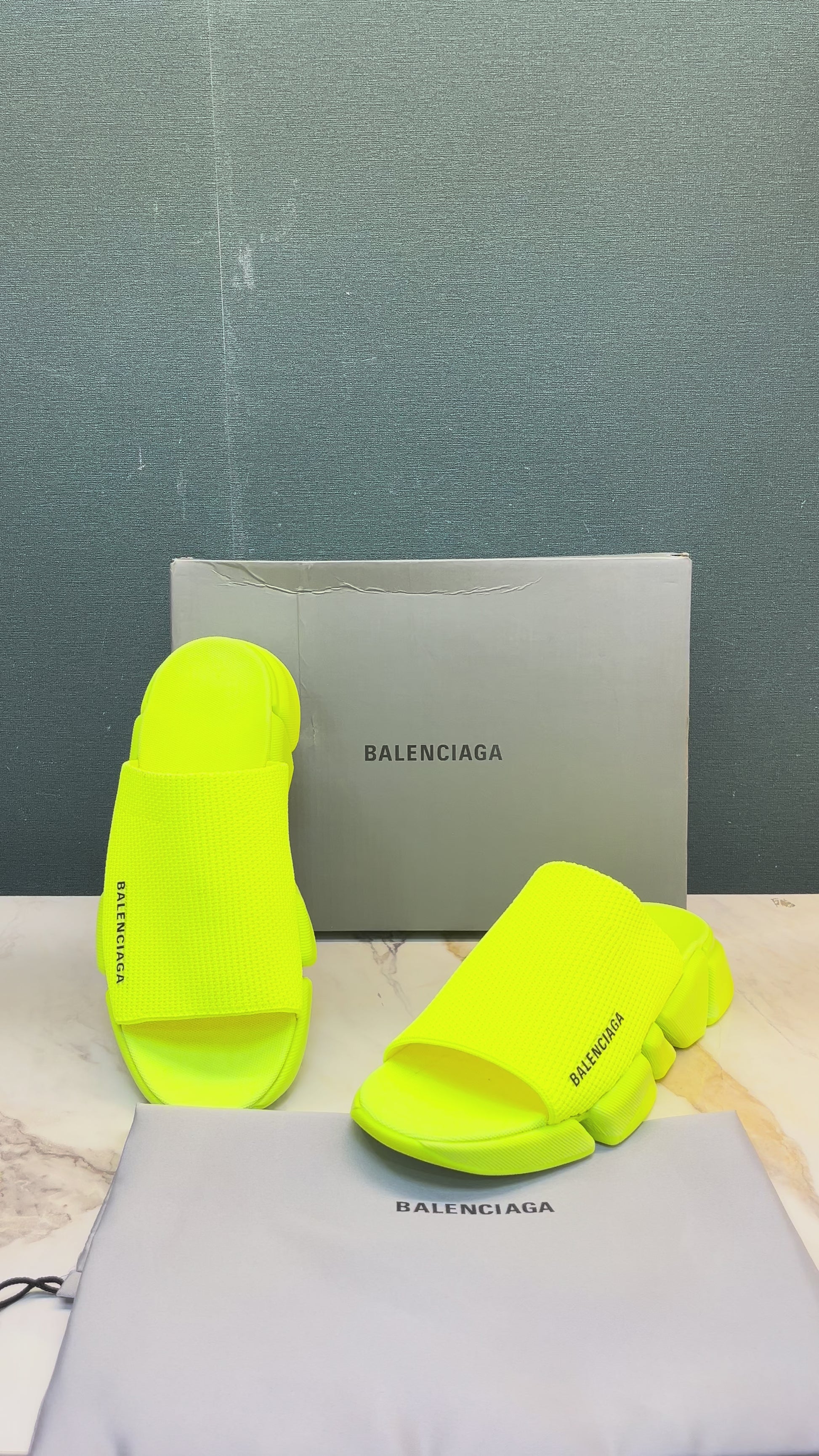 slippers