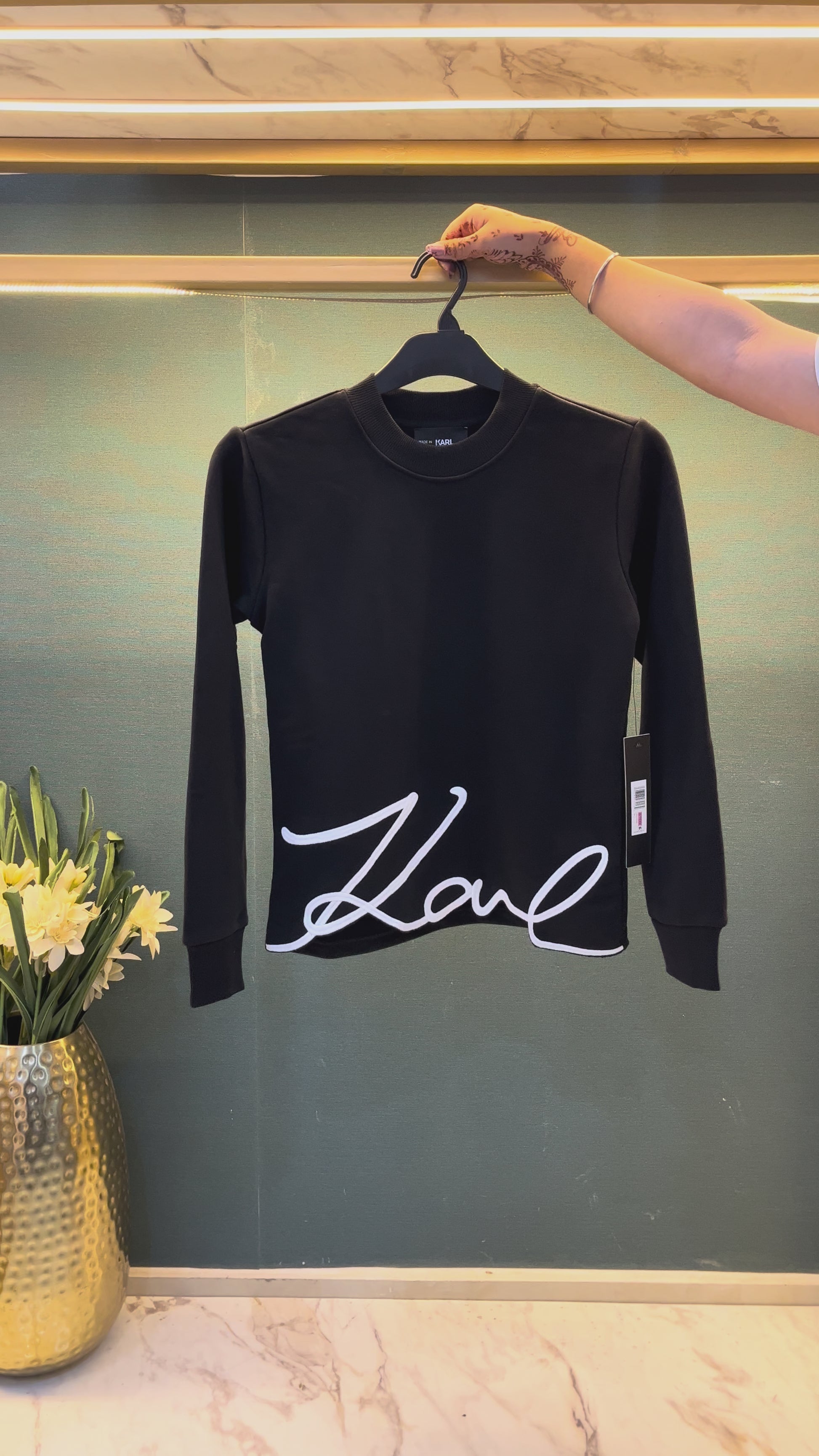 WOMEN SWEATSHIRT