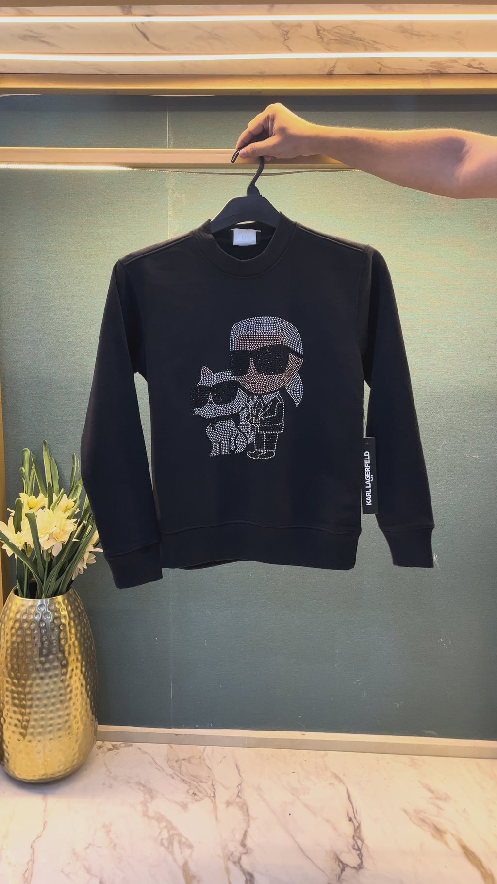 WOMEN SWEATSHIRT