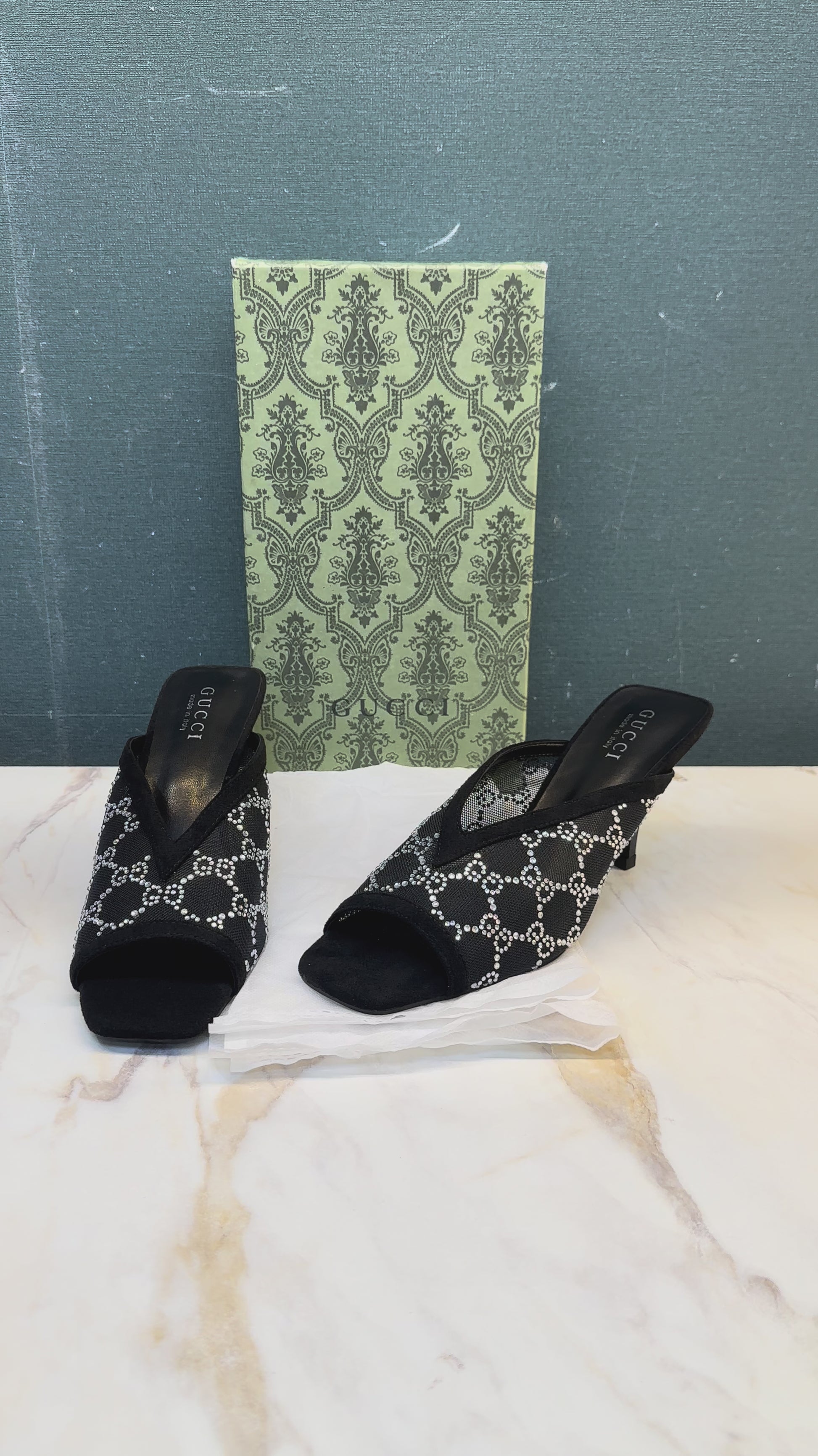 WOMEN FOOTWEAR