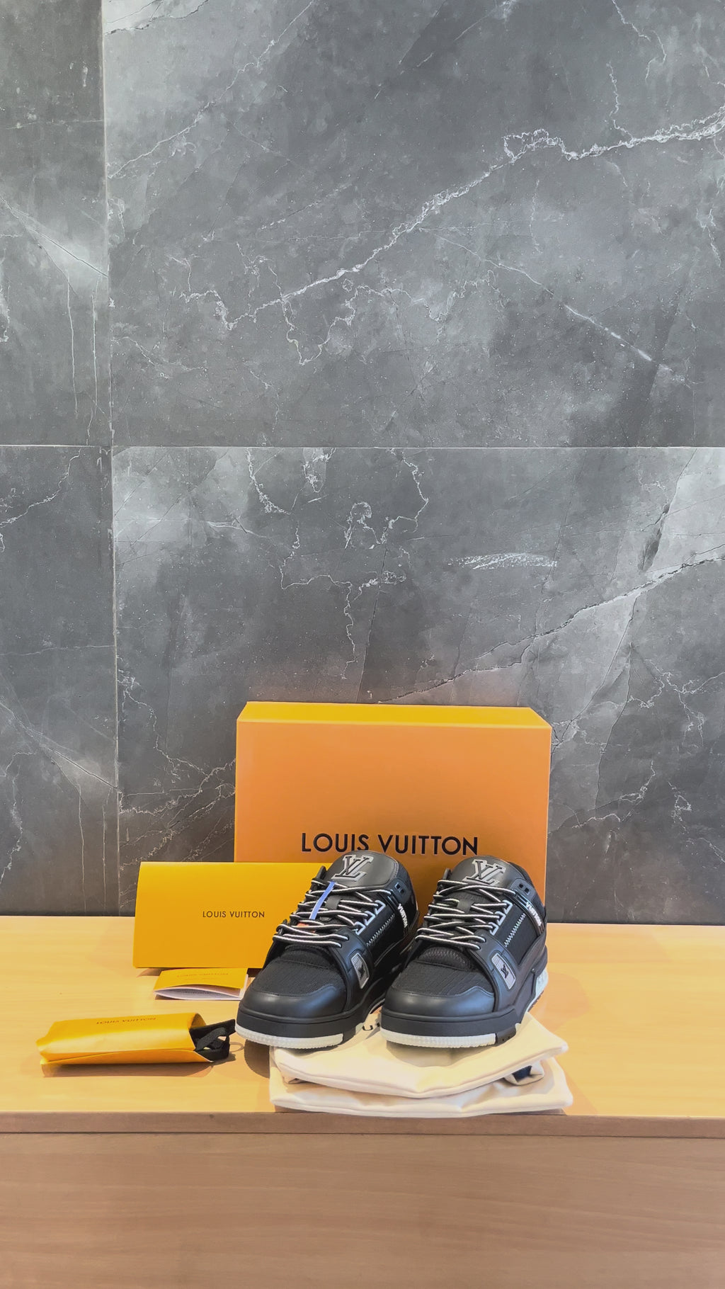 SHOES MENS