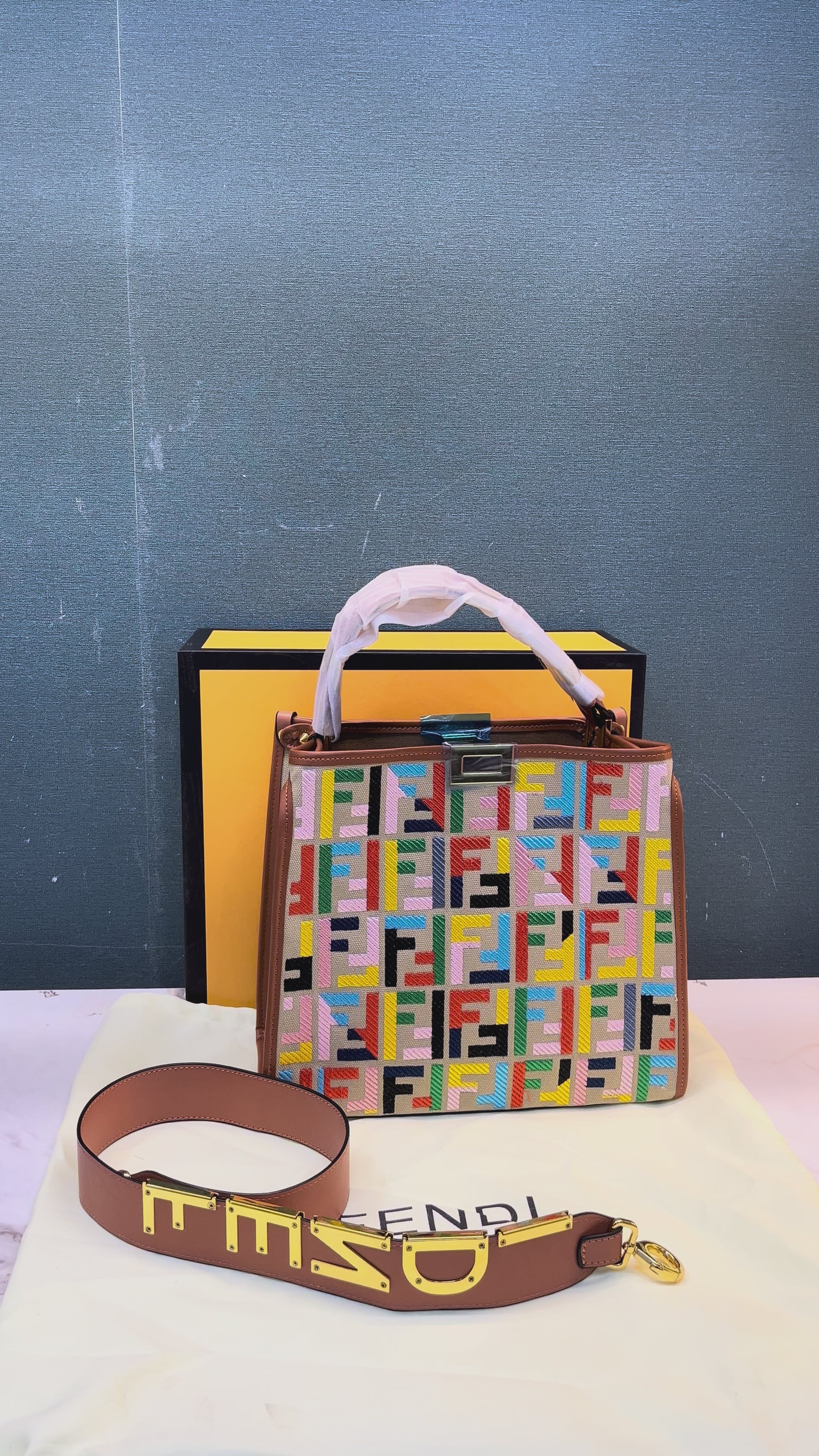 WOMEN HANDBAG