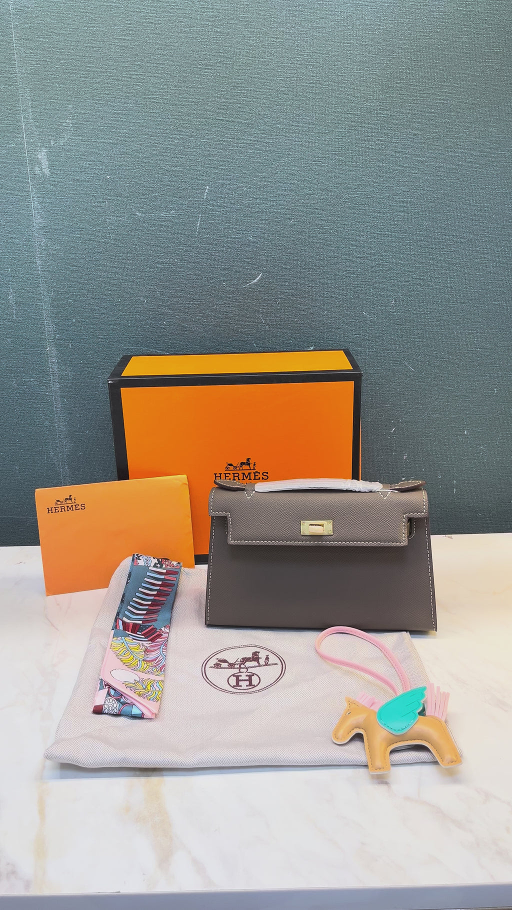 WOMEN HANDBAG