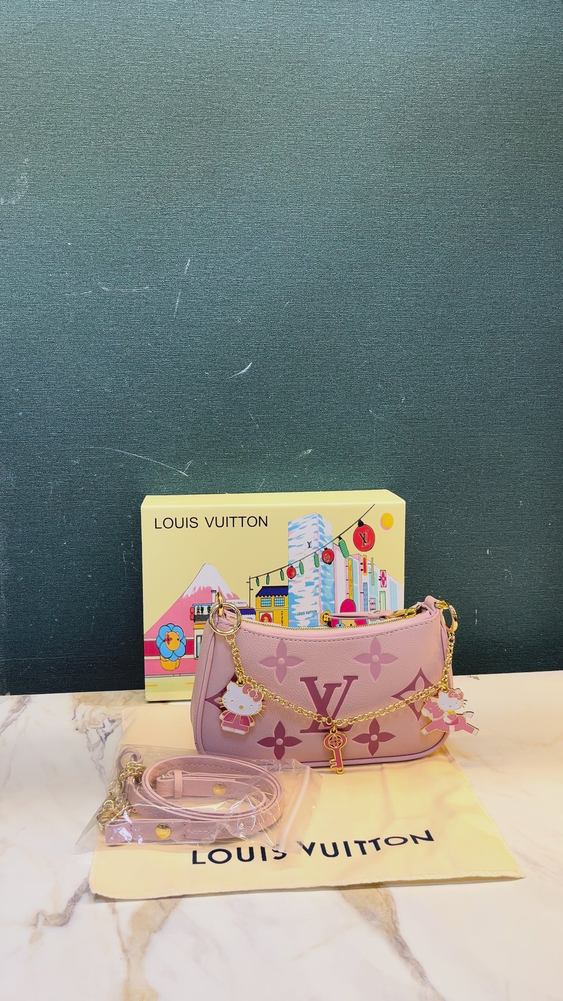 WOMENS HANDBAG